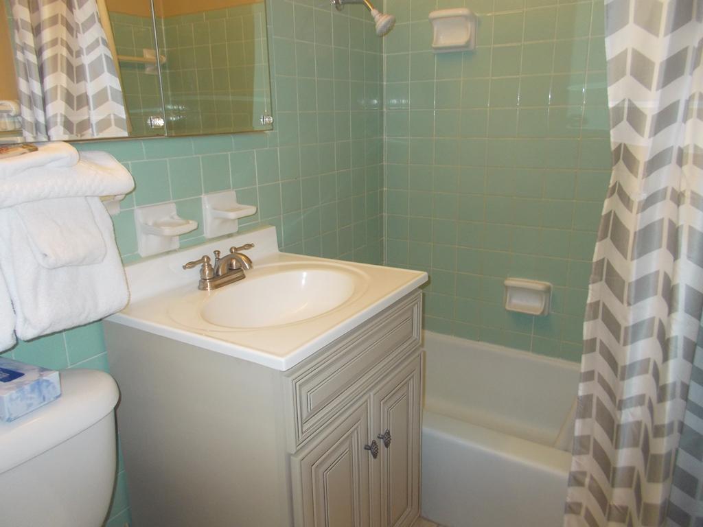 SEASPRAY CONDO - Residential