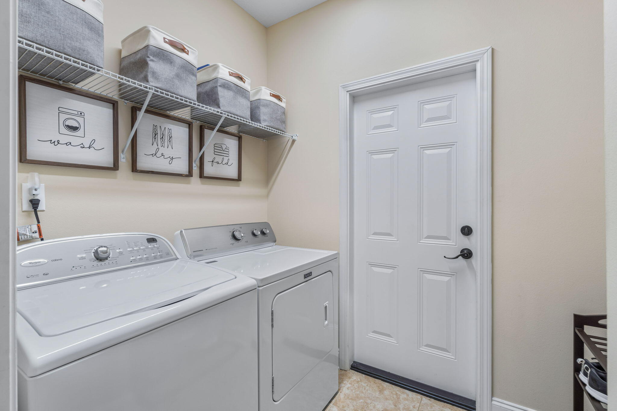 CRESCENT SHORES - Residential