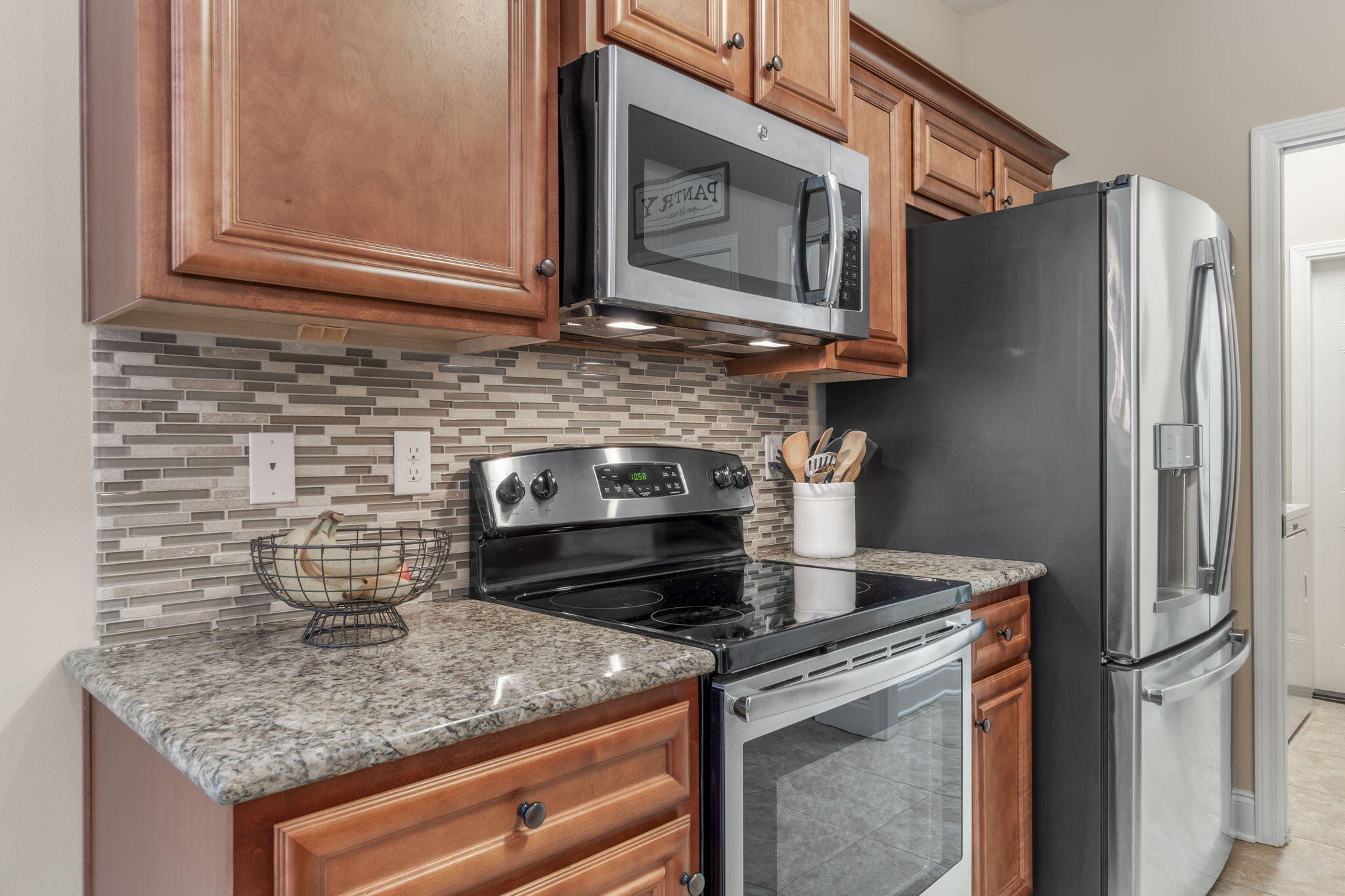 CRESCENT SHORES - Residential