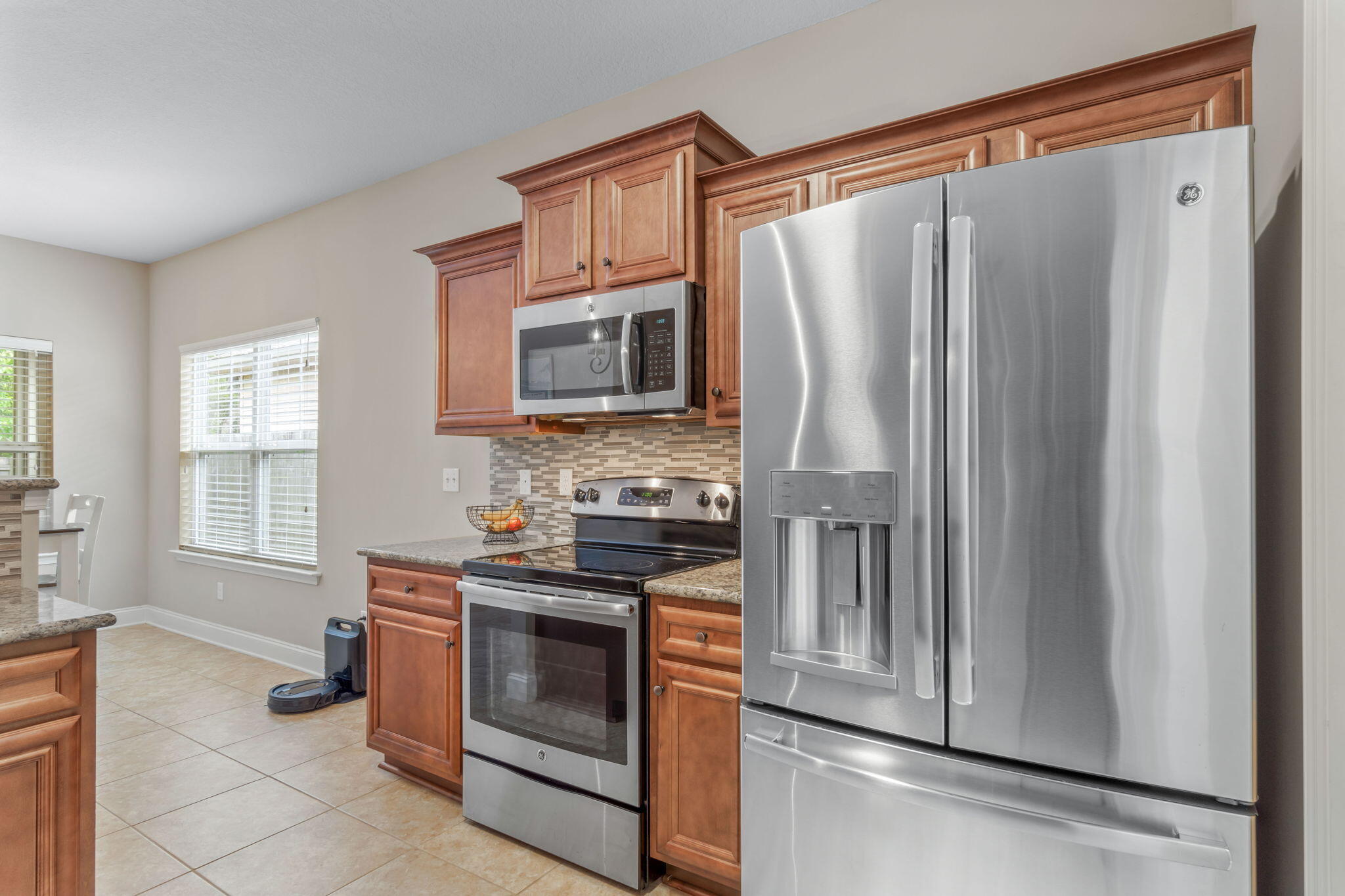 CRESCENT SHORES - Residential