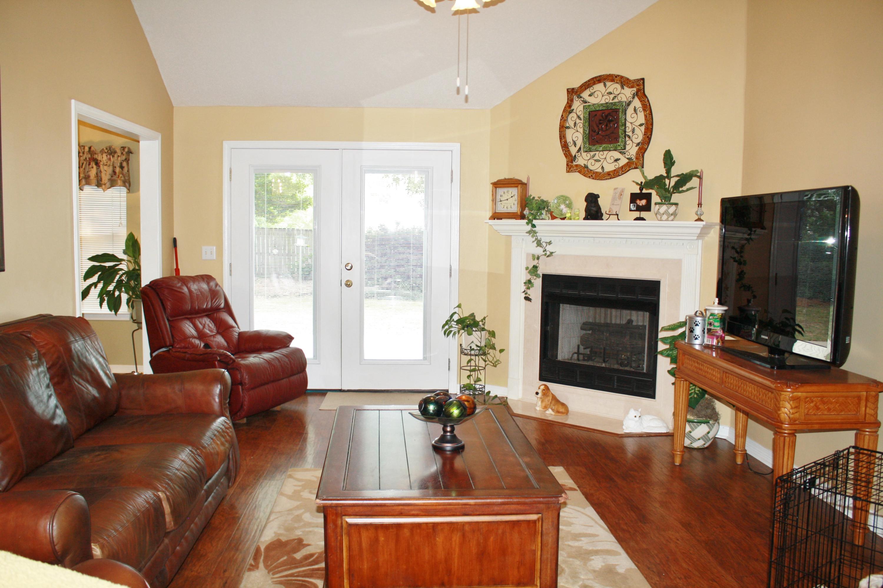 COUNTRYVIEW ESTATES - Residential