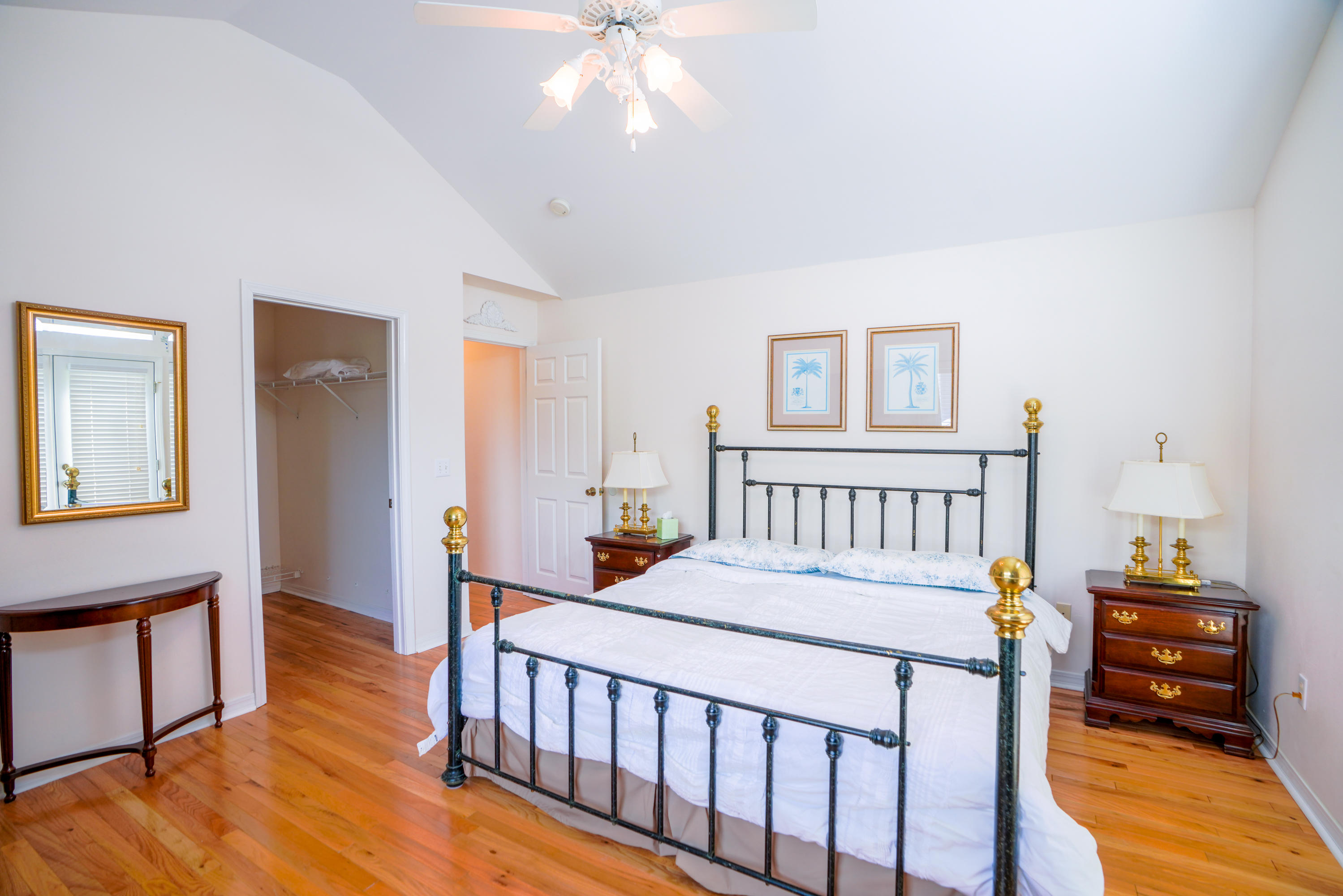 CALYPSO POINTE - Residential