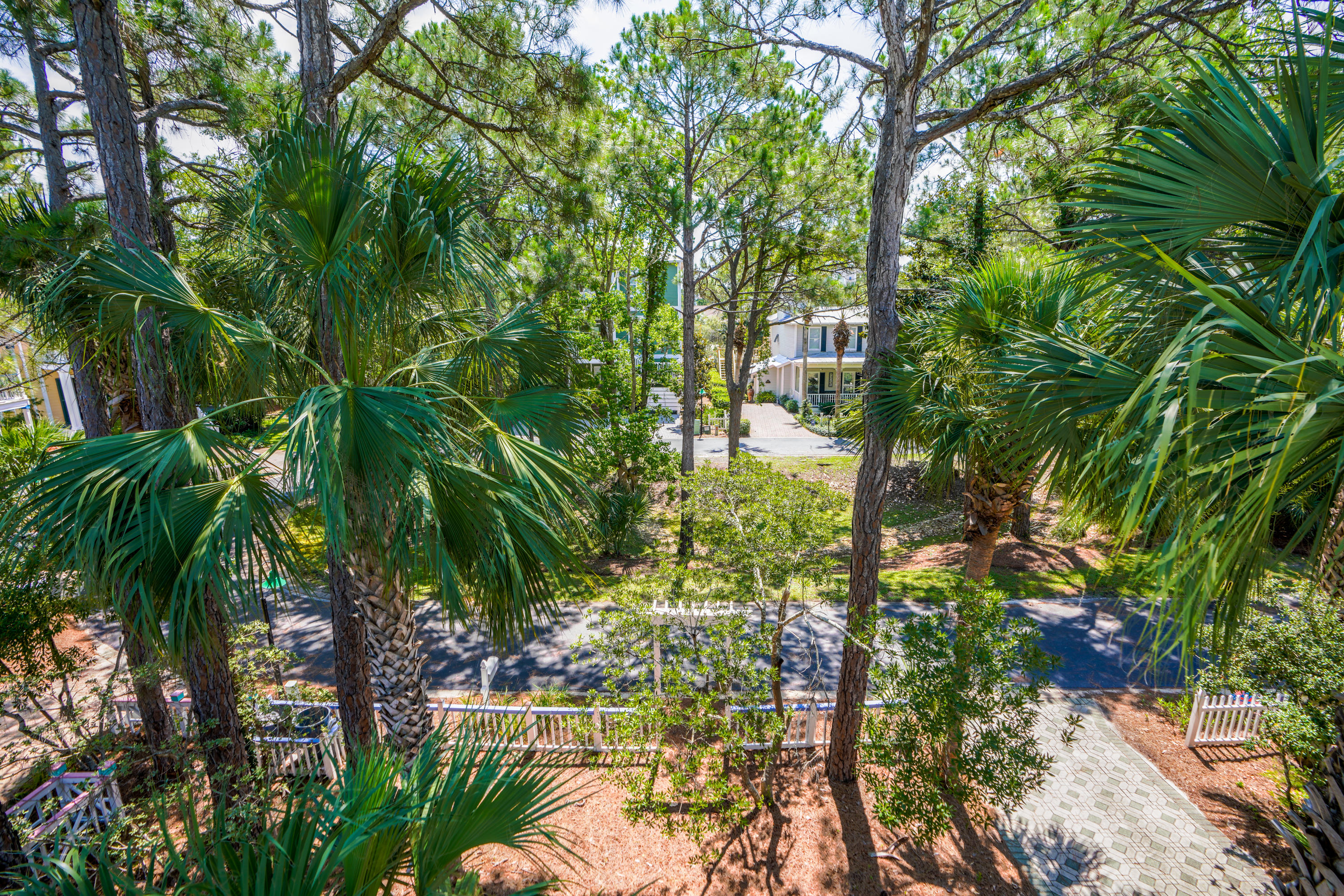 CALYPSO POINTE - Residential