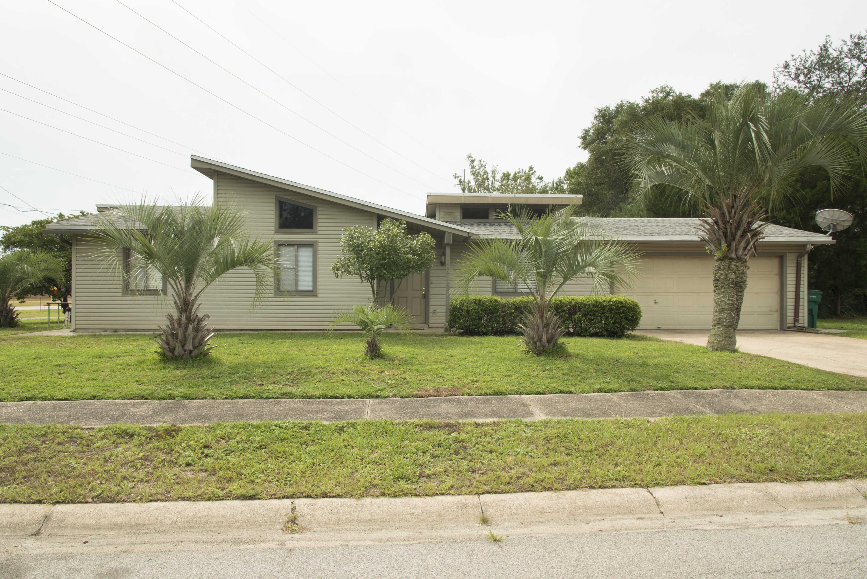 Convenient location in mid town Ft. Walton Beach! All tile except bedrooms. Large corner lot on cul-de-sac. 2 car garage! Small pet may be considered with a non-refundable pet fee with owner approval. No smoking! Lawn pump and sprinkler system. Privacy fenced back yard.