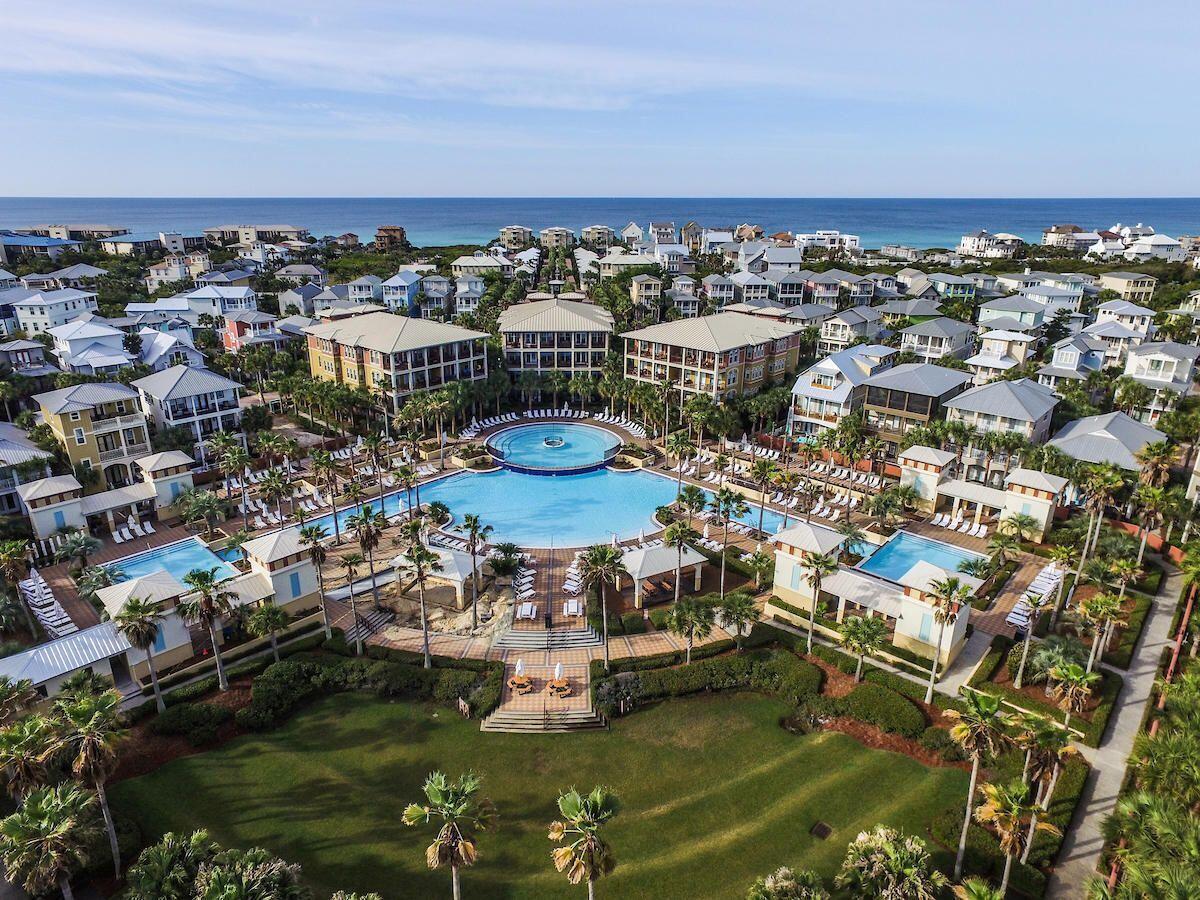 VILLAS AT SEACREST BEACH - Residential