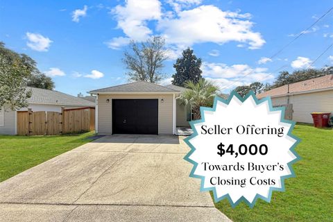 Photo of 312 Apple Drive, Crestview, FL 32536 (MLS # 986154) Photo of 312 Apple Drive, Crestview, FL 32536 (MLS # 986154)