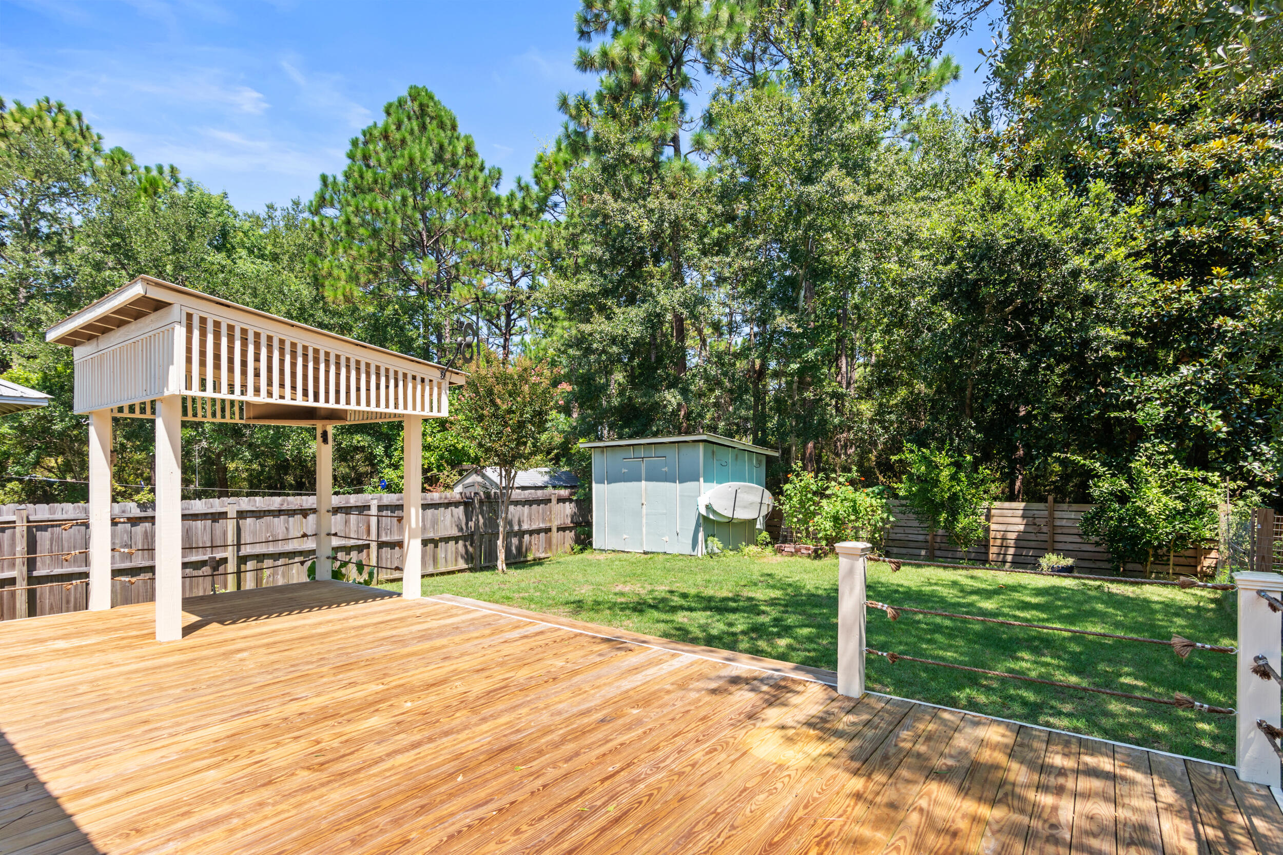 Magnolia Beach - Residential