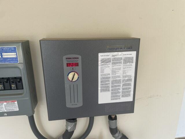 TRAILWOOD ESTATES - Residential