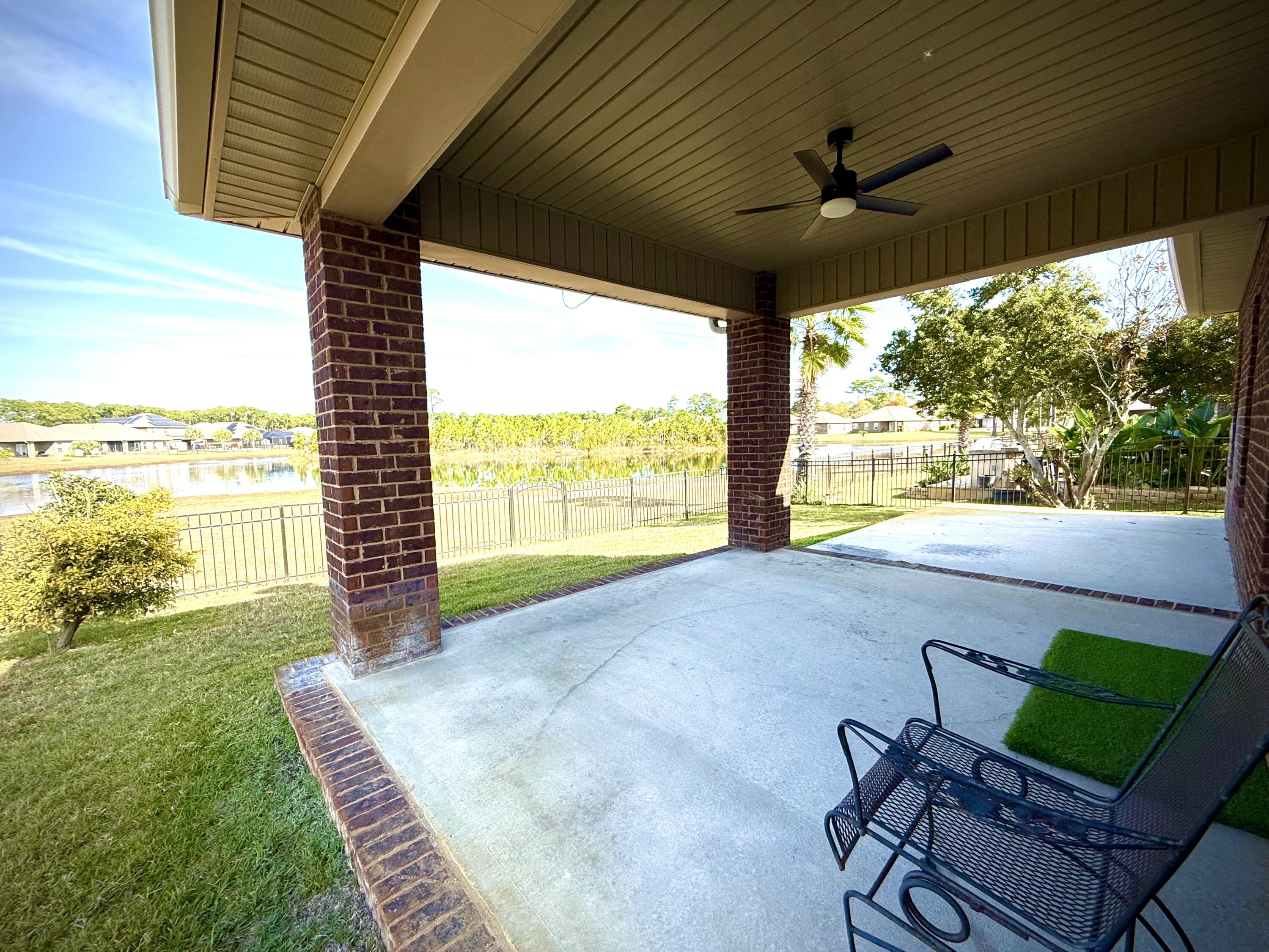 DRIFTWOOD ESTATES - Residential Lease