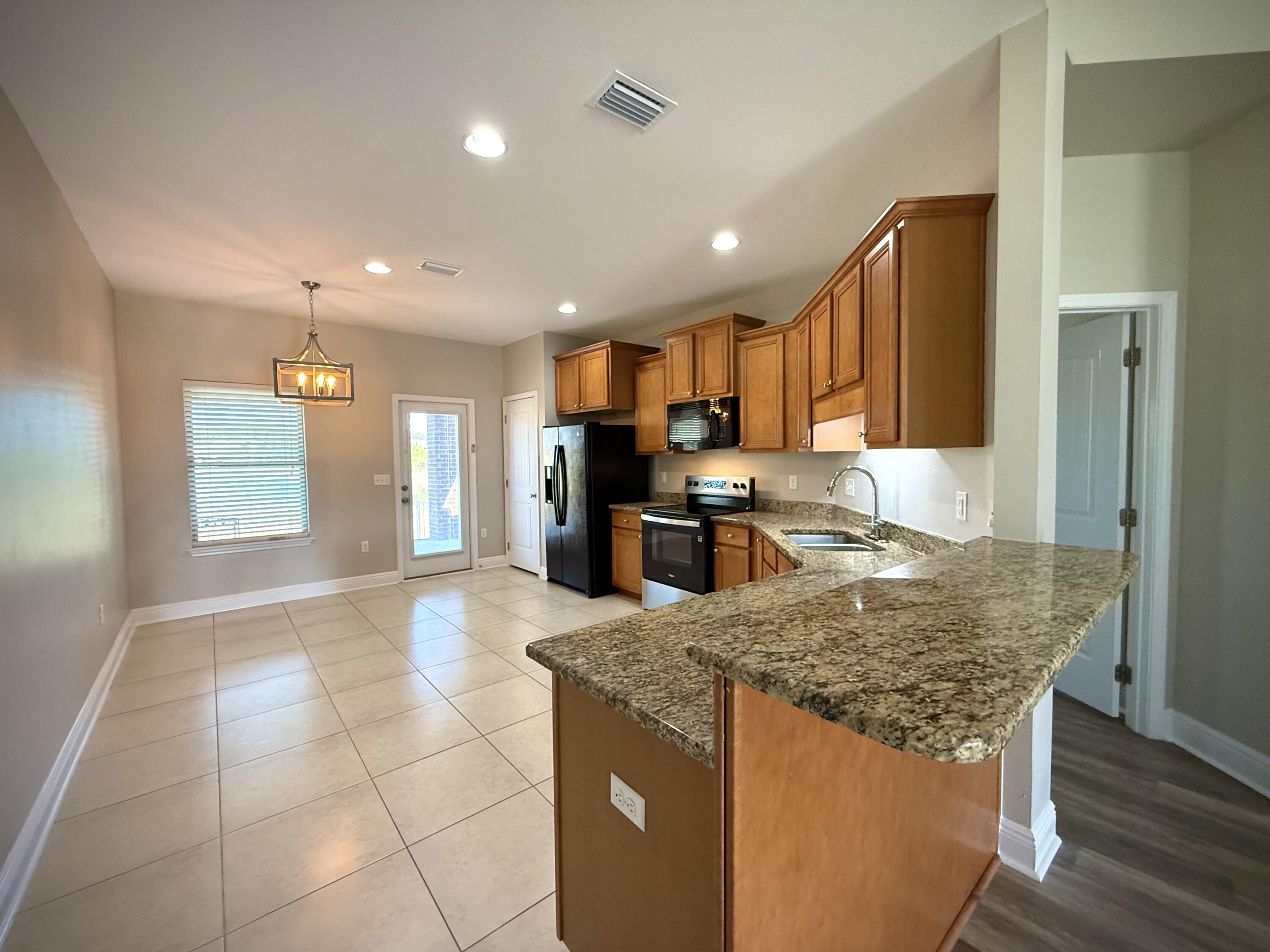 DRIFTWOOD ESTATES - Residential Lease