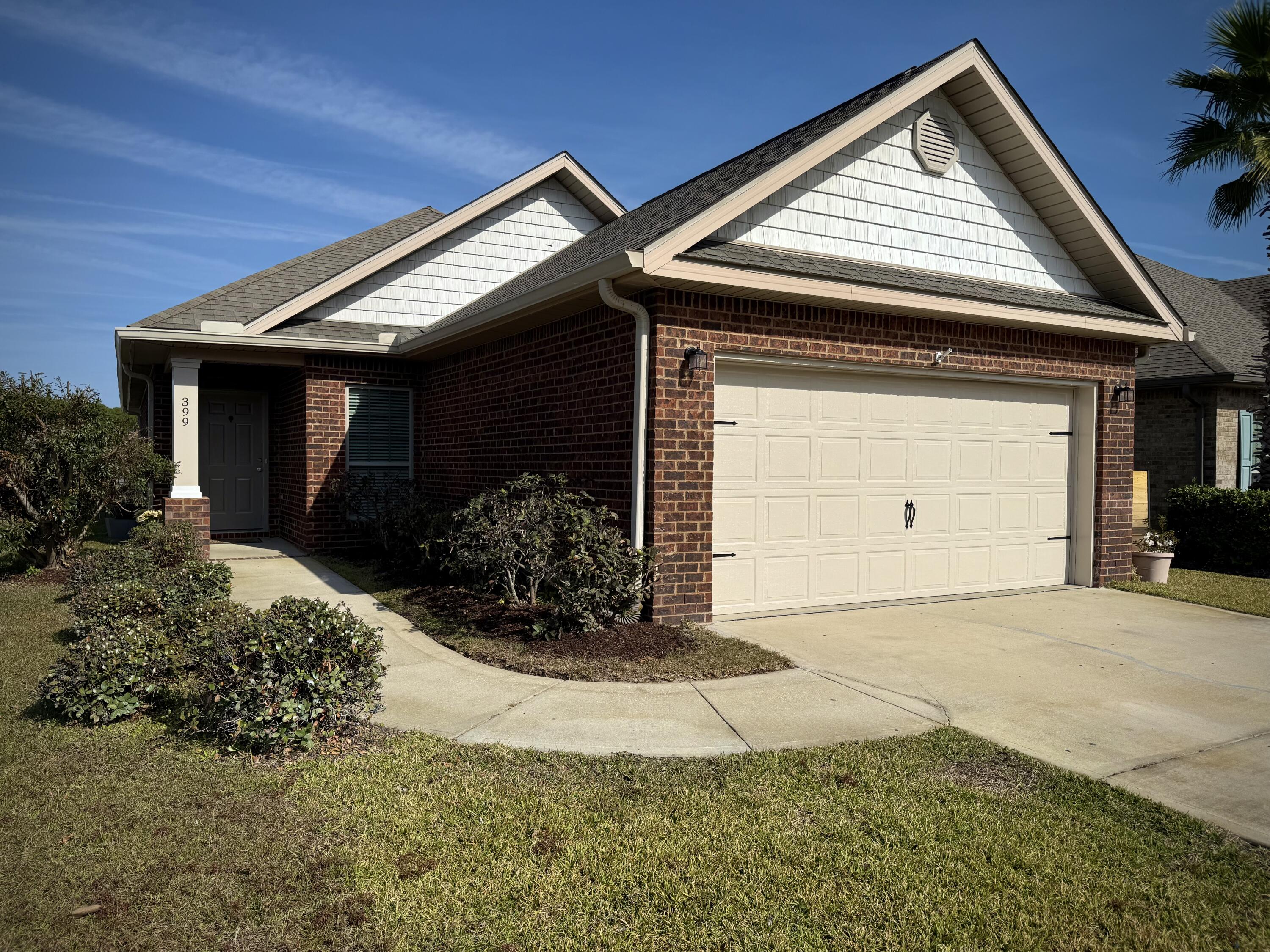 DRIFTWOOD ESTATES - Residential Lease