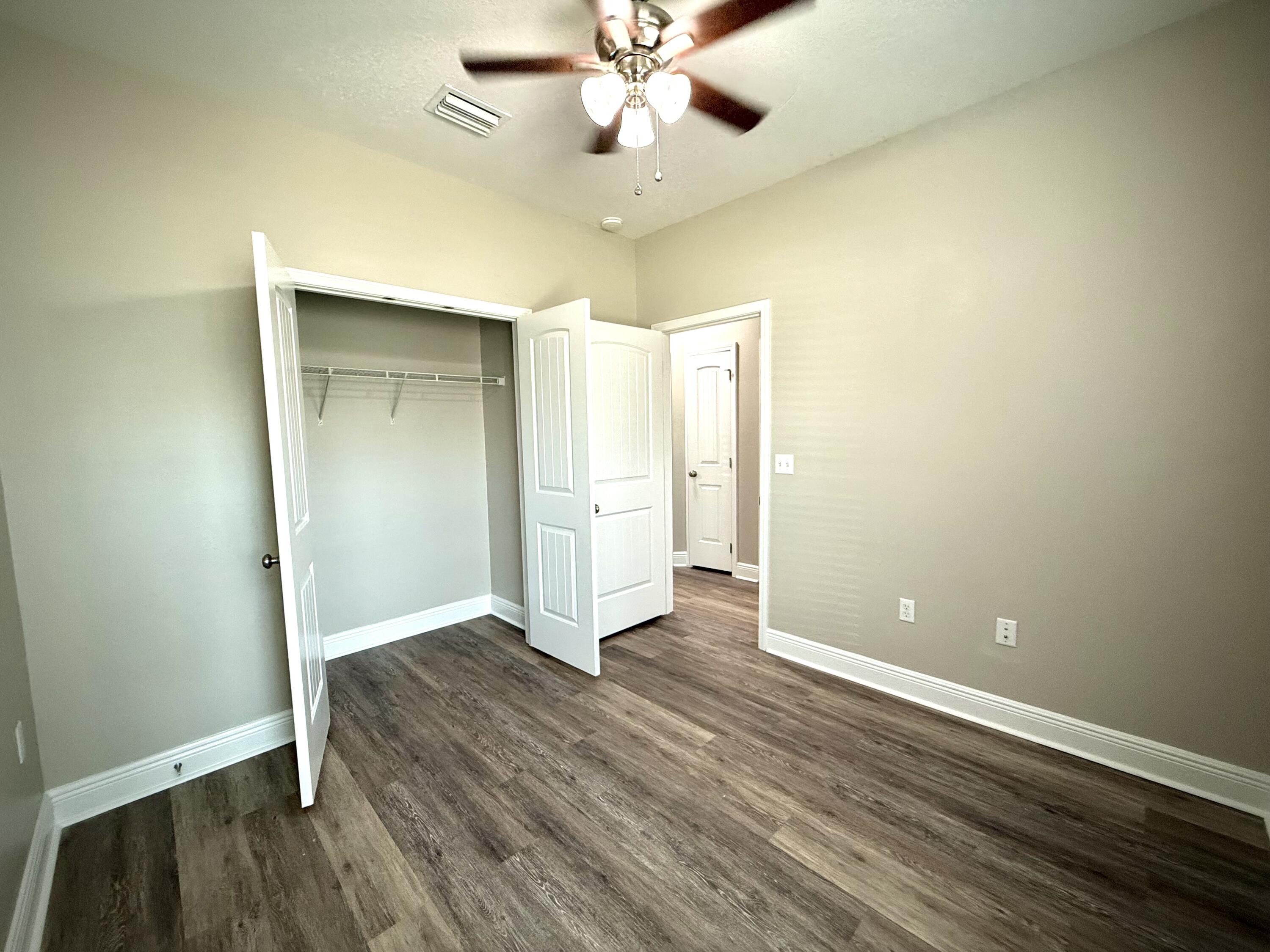 DRIFTWOOD ESTATES - Residential Lease