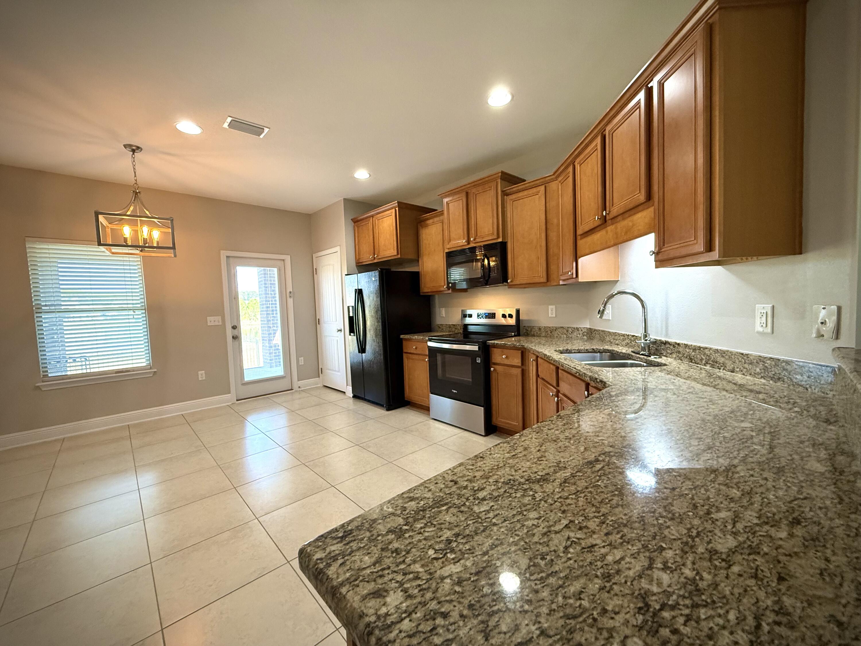 DRIFTWOOD ESTATES - Residential Lease