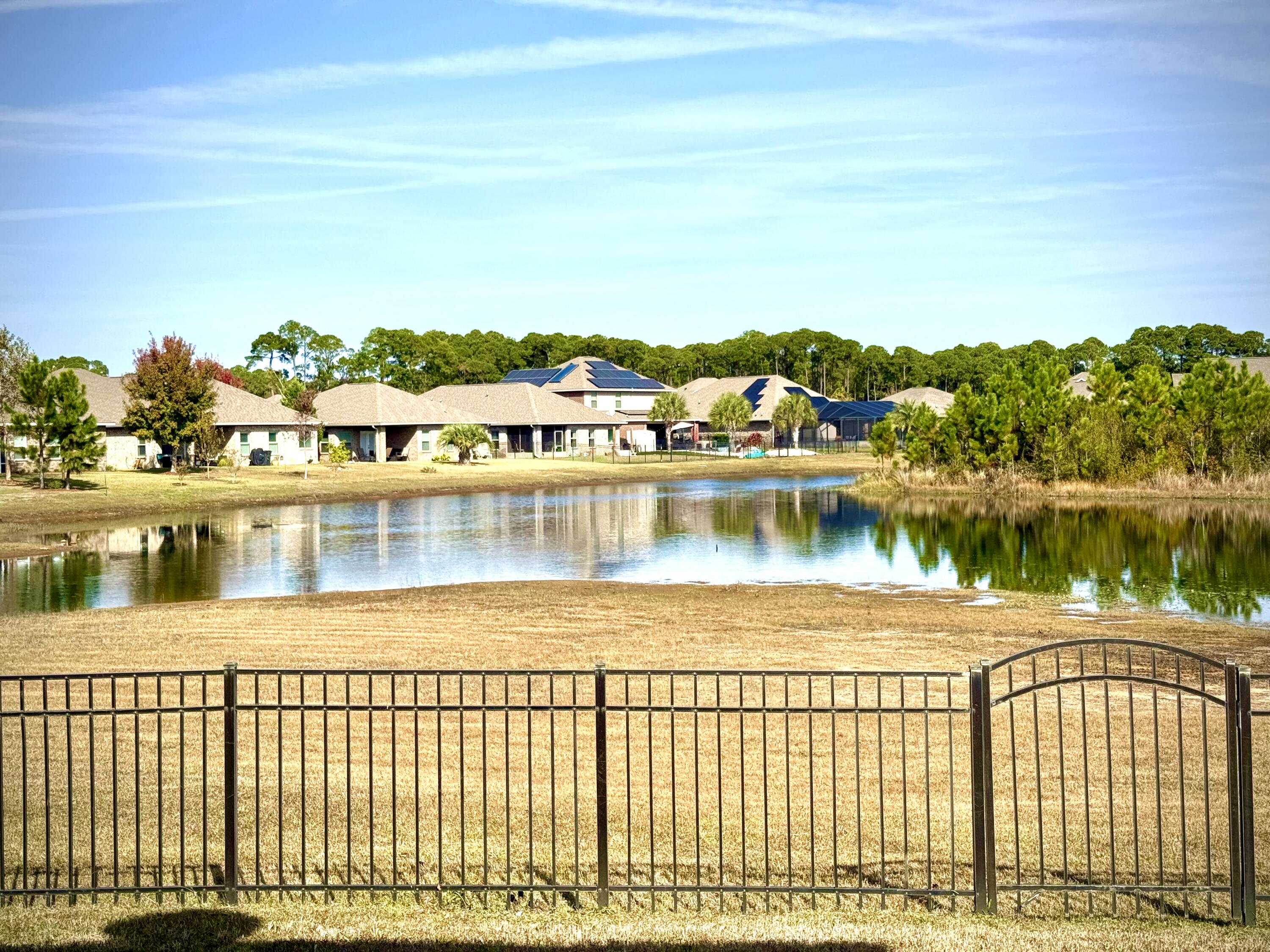 DRIFTWOOD ESTATES - Residential Lease