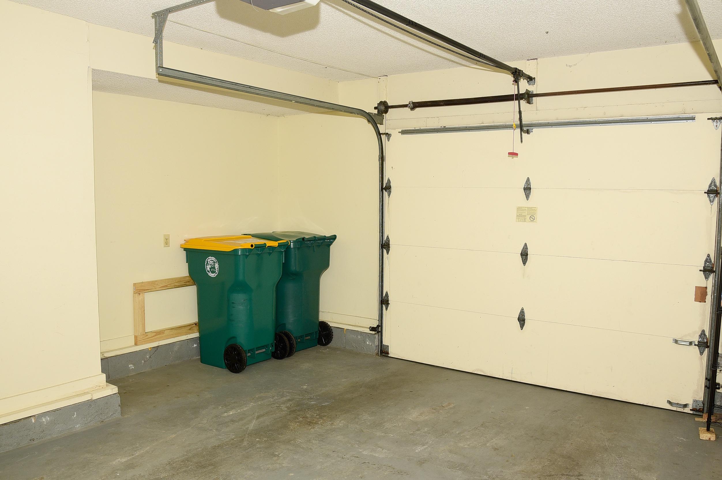 GLENEAGLES - Residential Lease