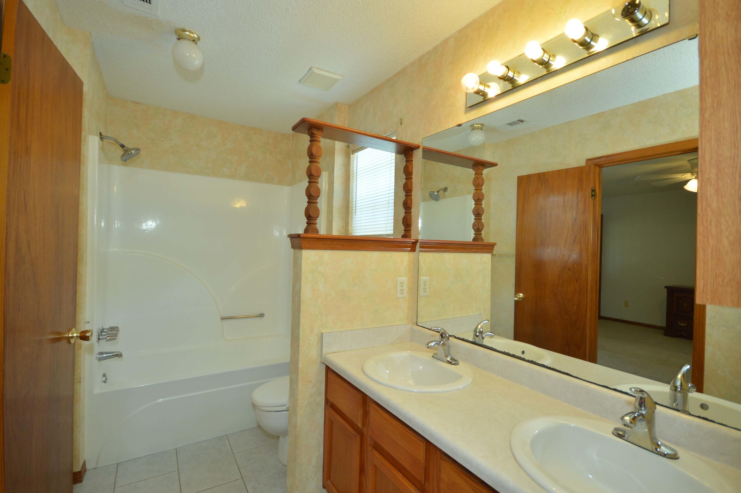 Sandalwood Lot 41 blk C As Des in Or1443 Pg 775 - Residential