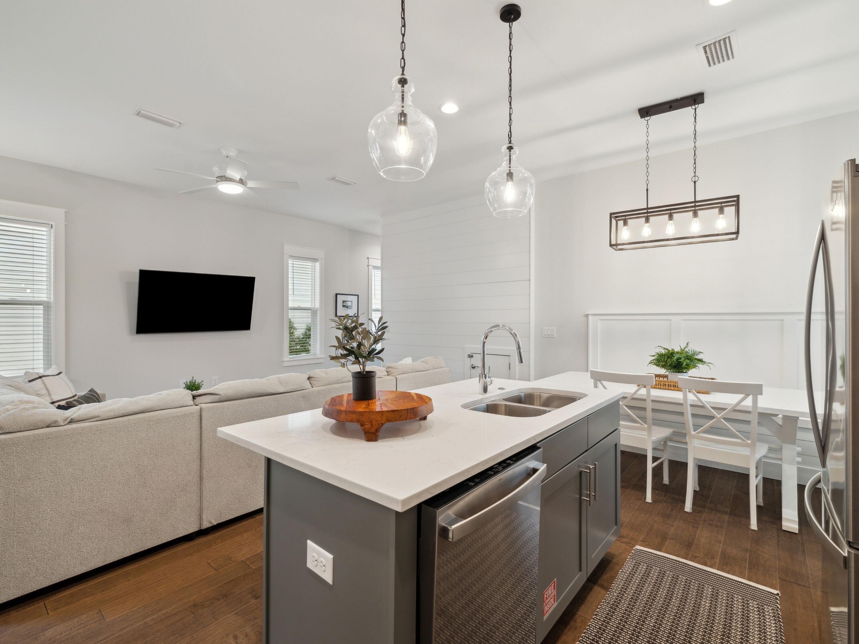 The Ivy at Inlet Beach - Residential