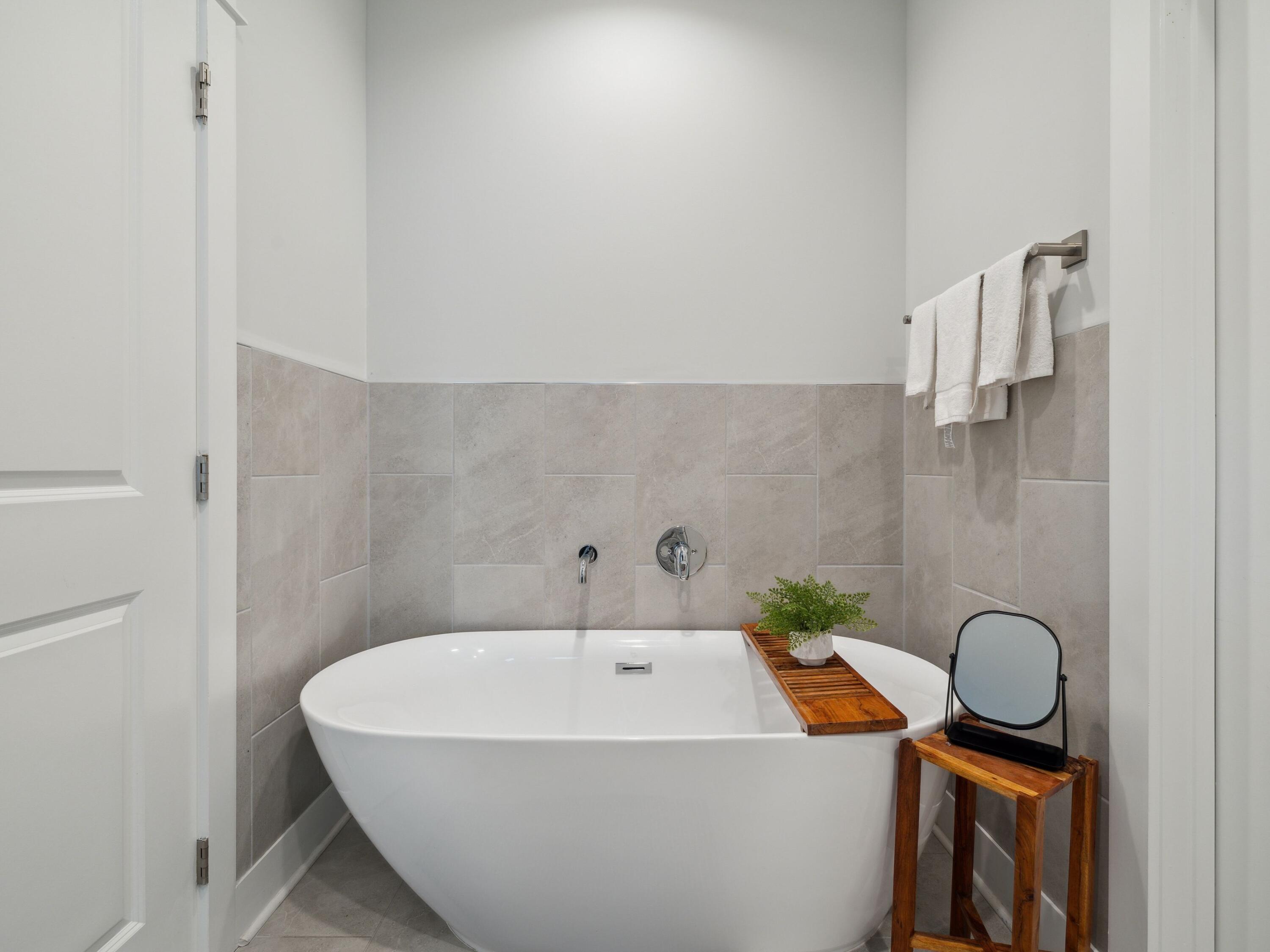 The Ivy at Inlet Beach - Residential