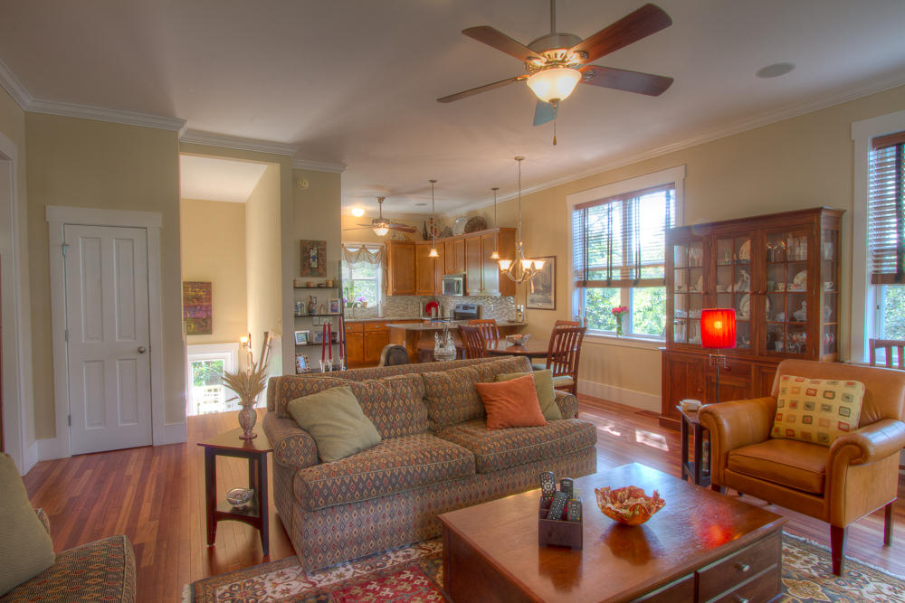 SEAGROVE VILLAGE 7TH ADD - Residential