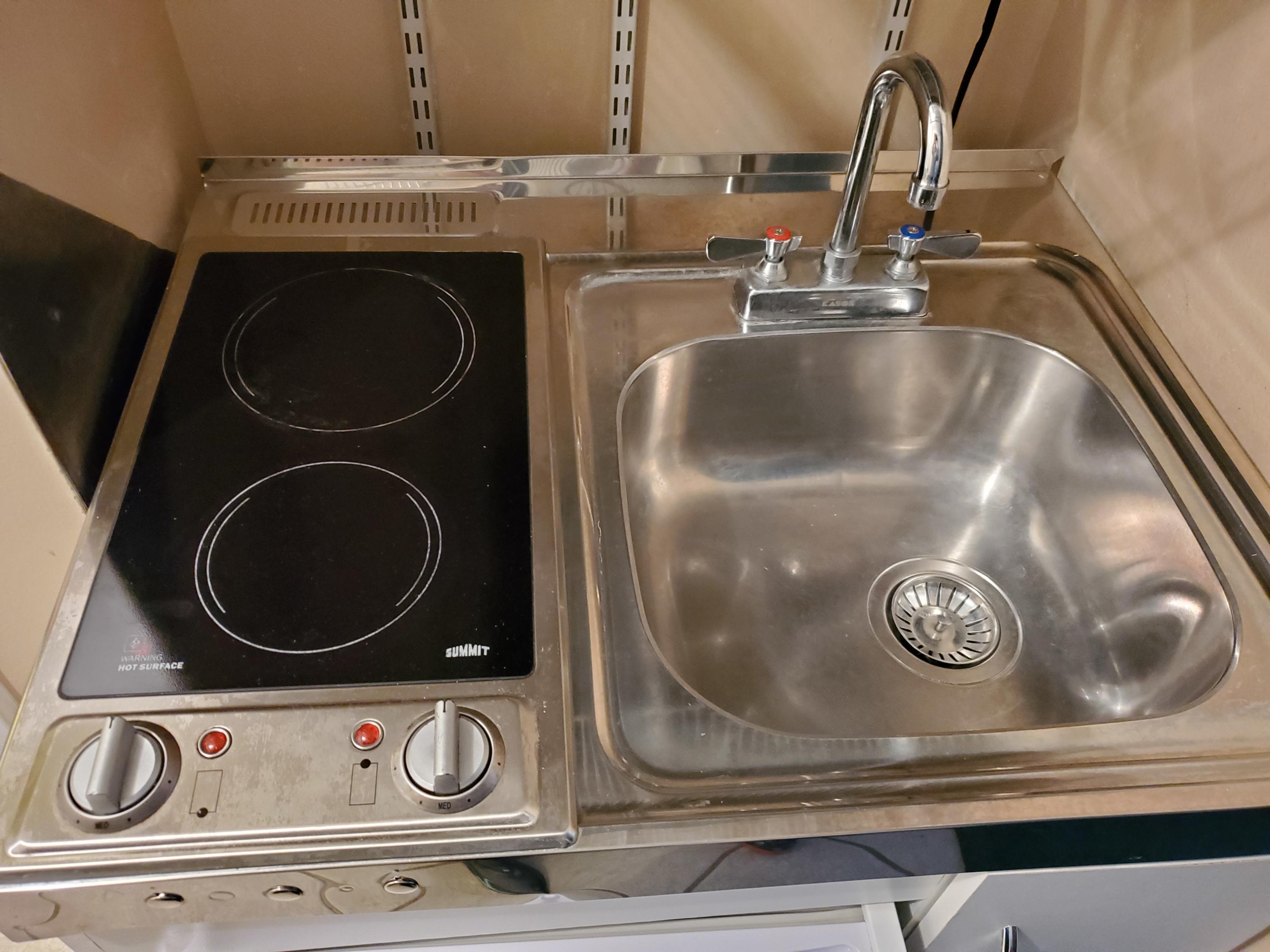 PIRATES BAY PH 1 - Residential