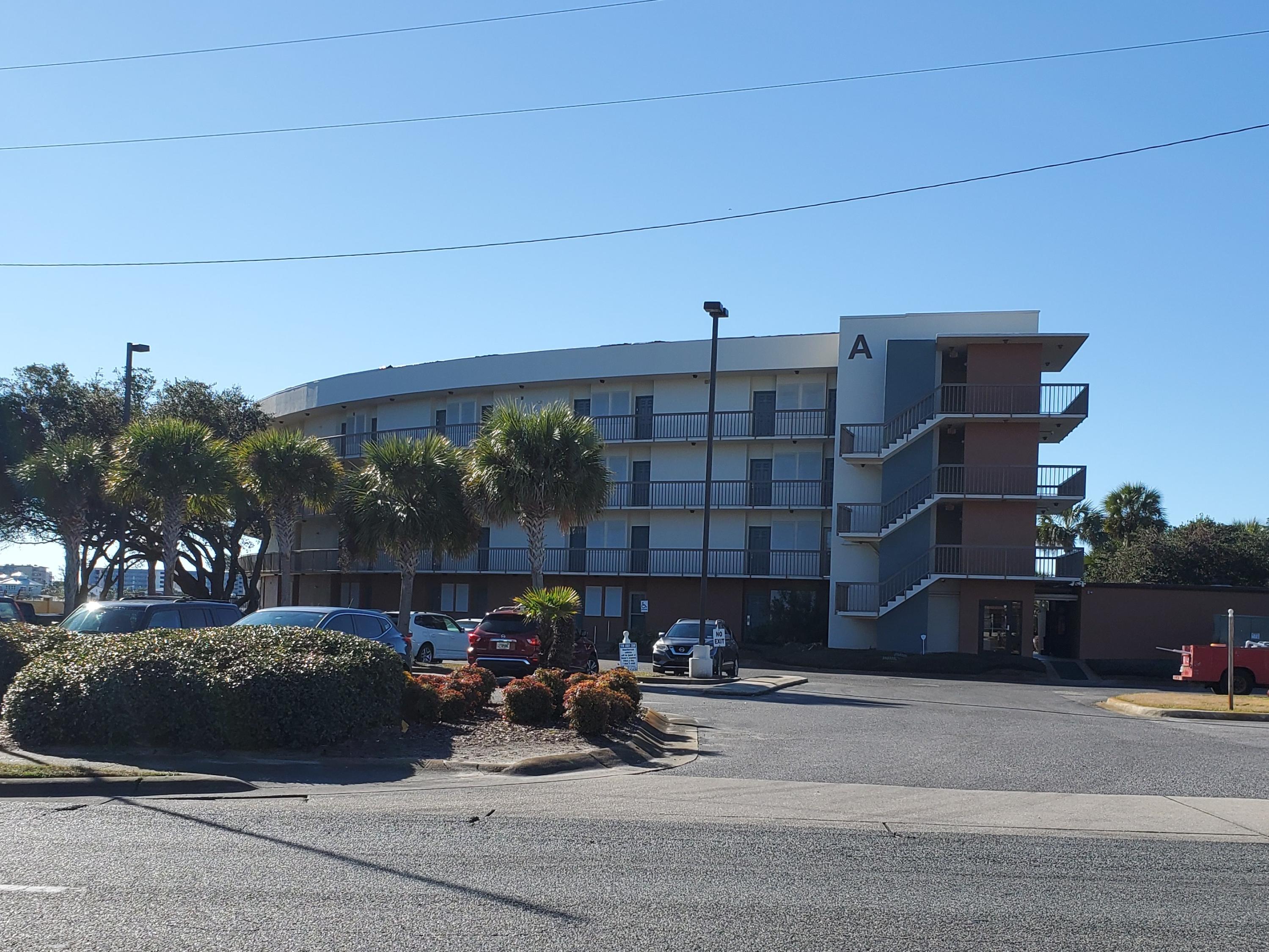 PIRATES BAY PH 1 - Residential