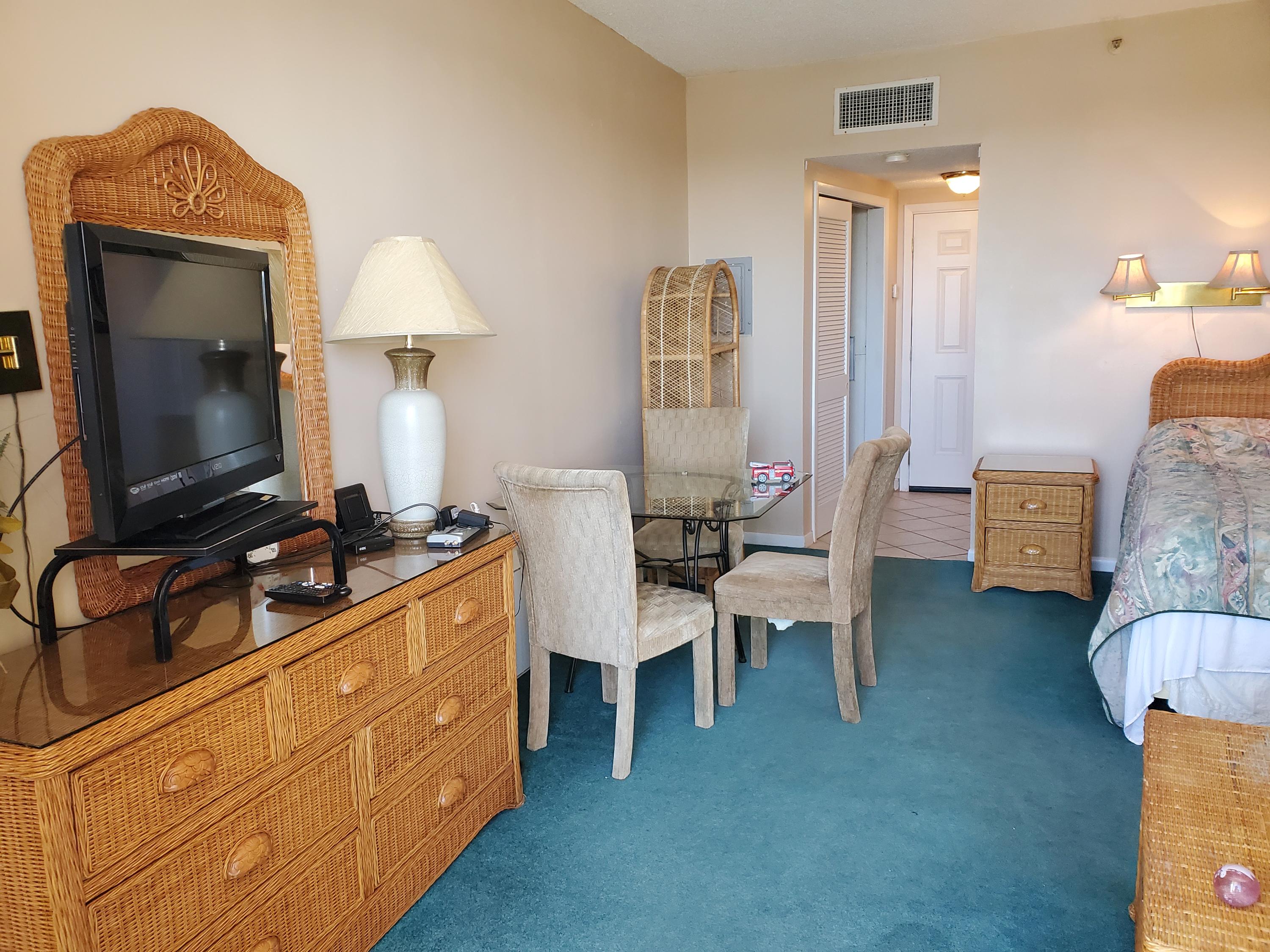 PIRATES BAY PH 1 - Residential