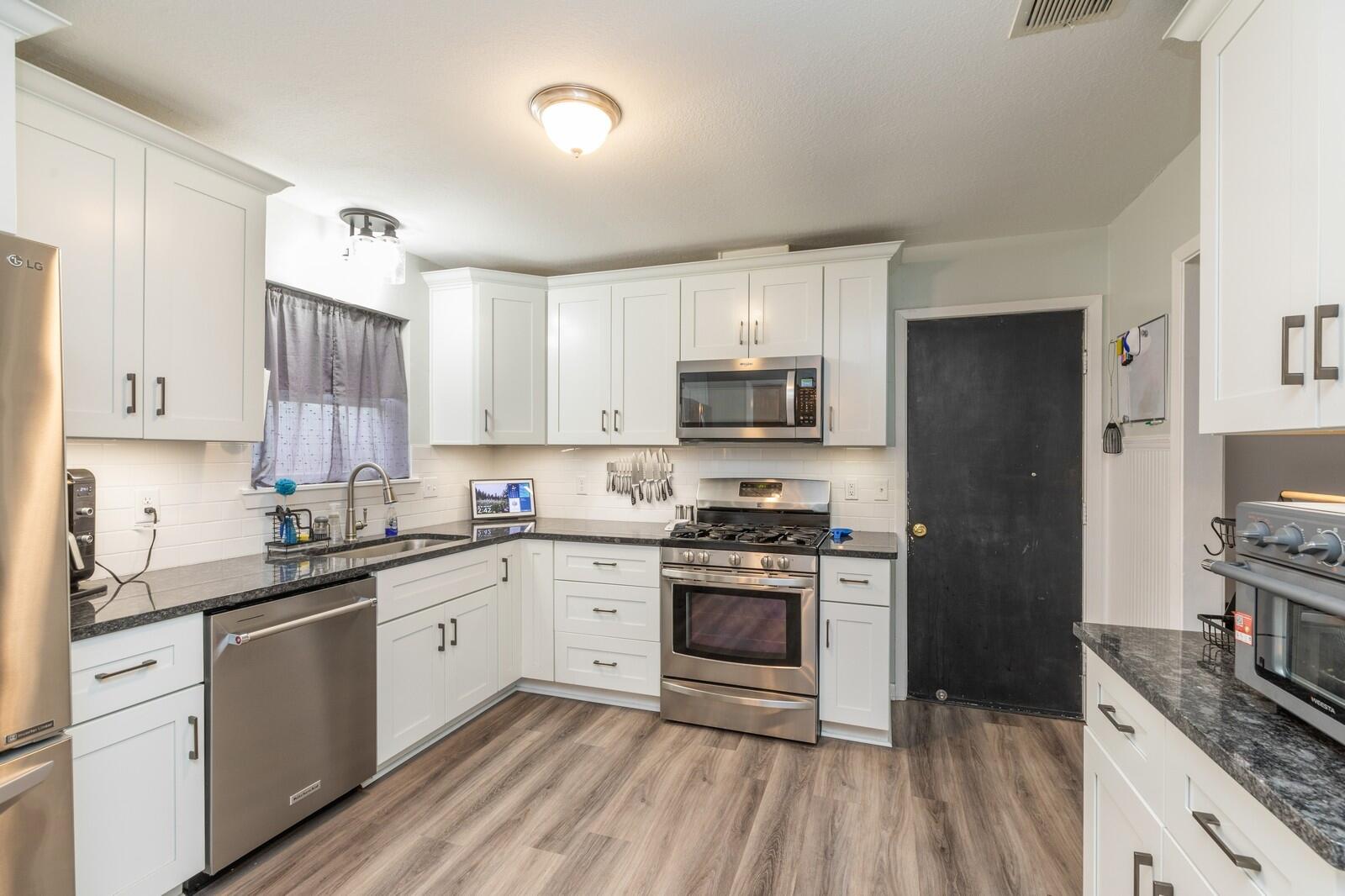 PALM ESTATES UNIT 2 - Residential