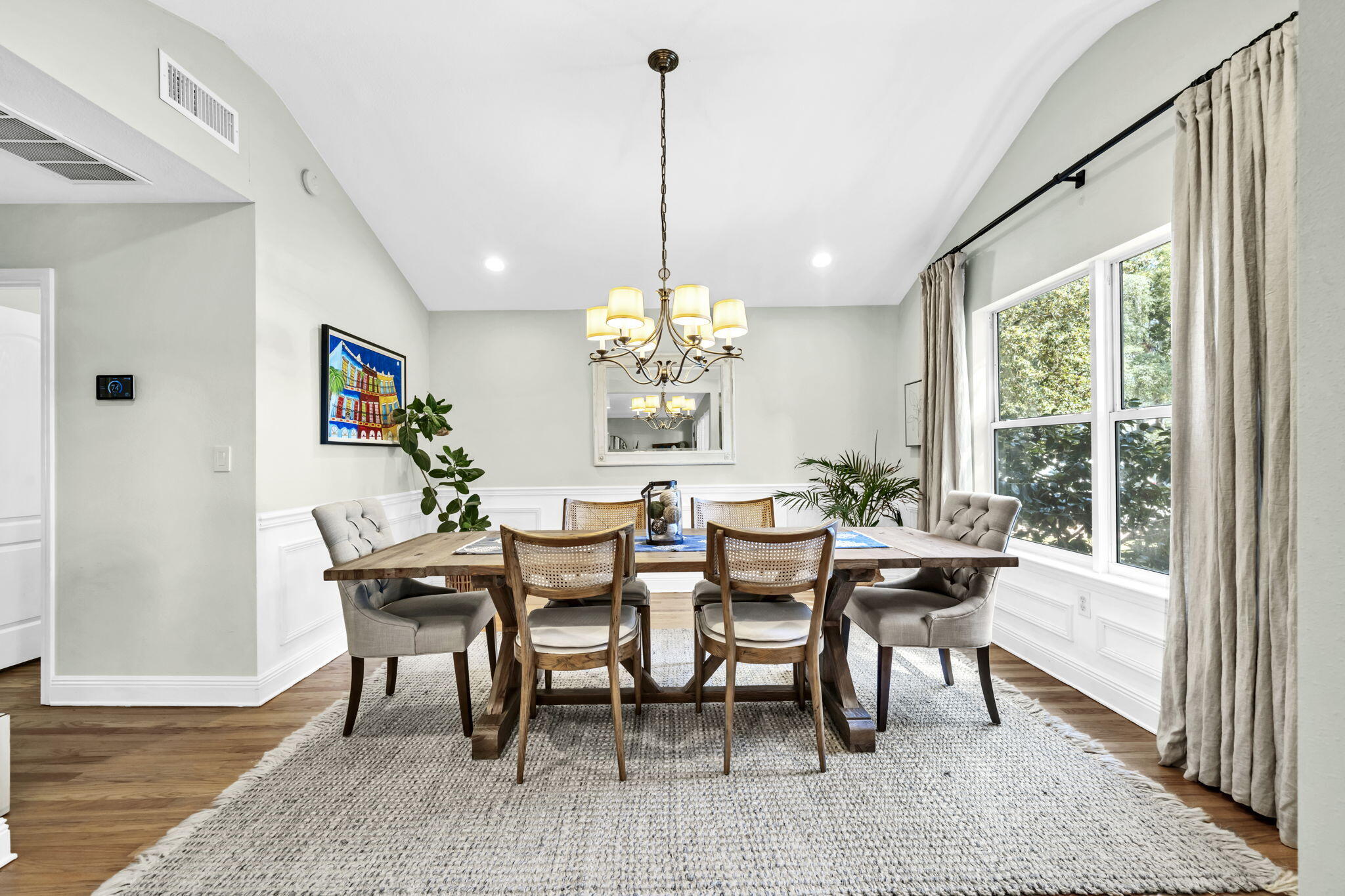ELLIOTTS POINT - Residential