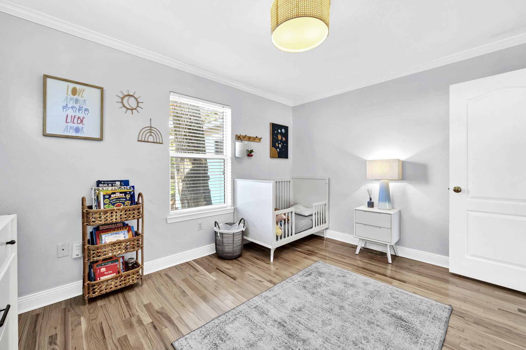 ELLIOTTS POINT - Residential