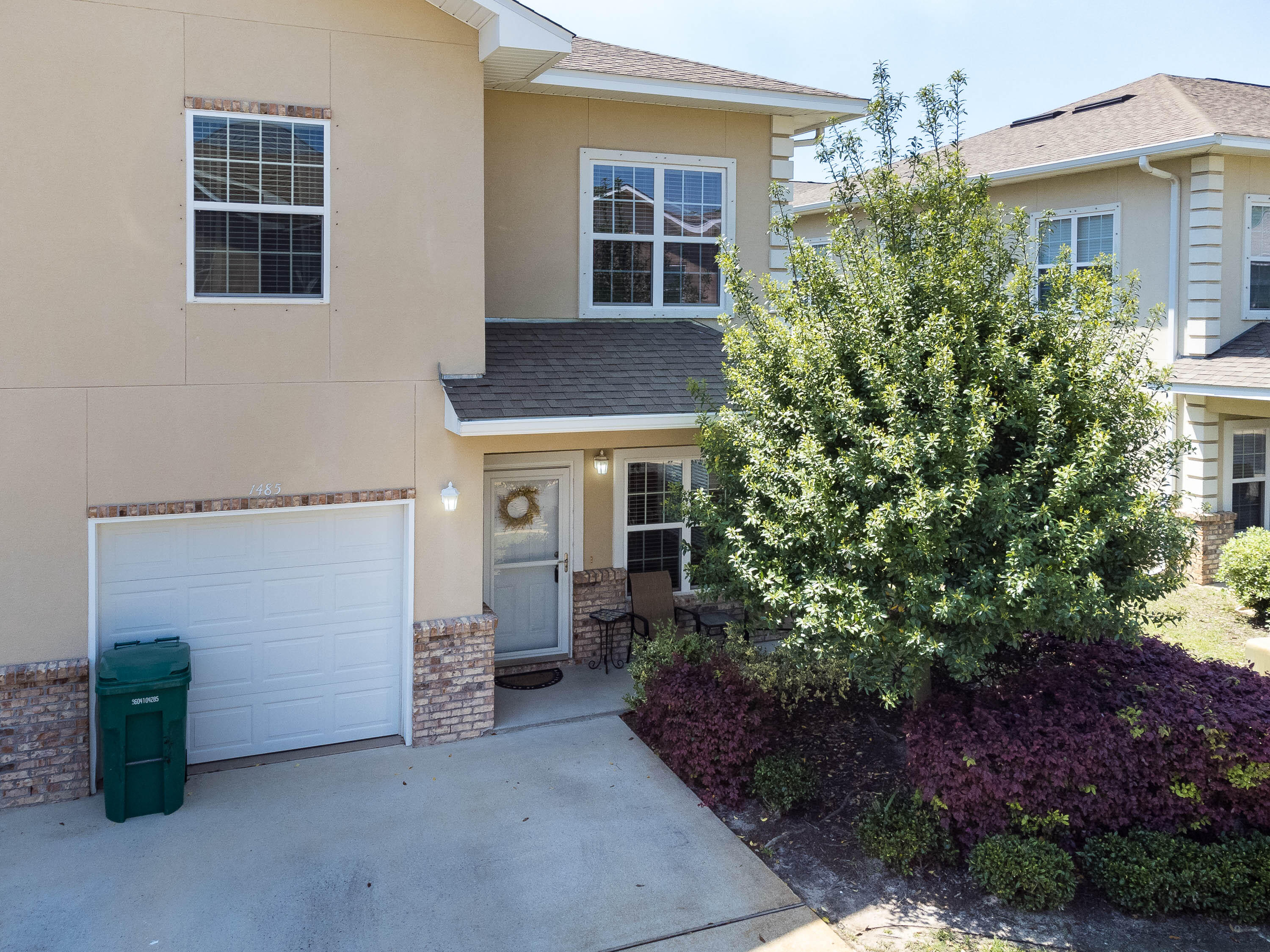 MERIDIAN SQUARE T/H - Residential