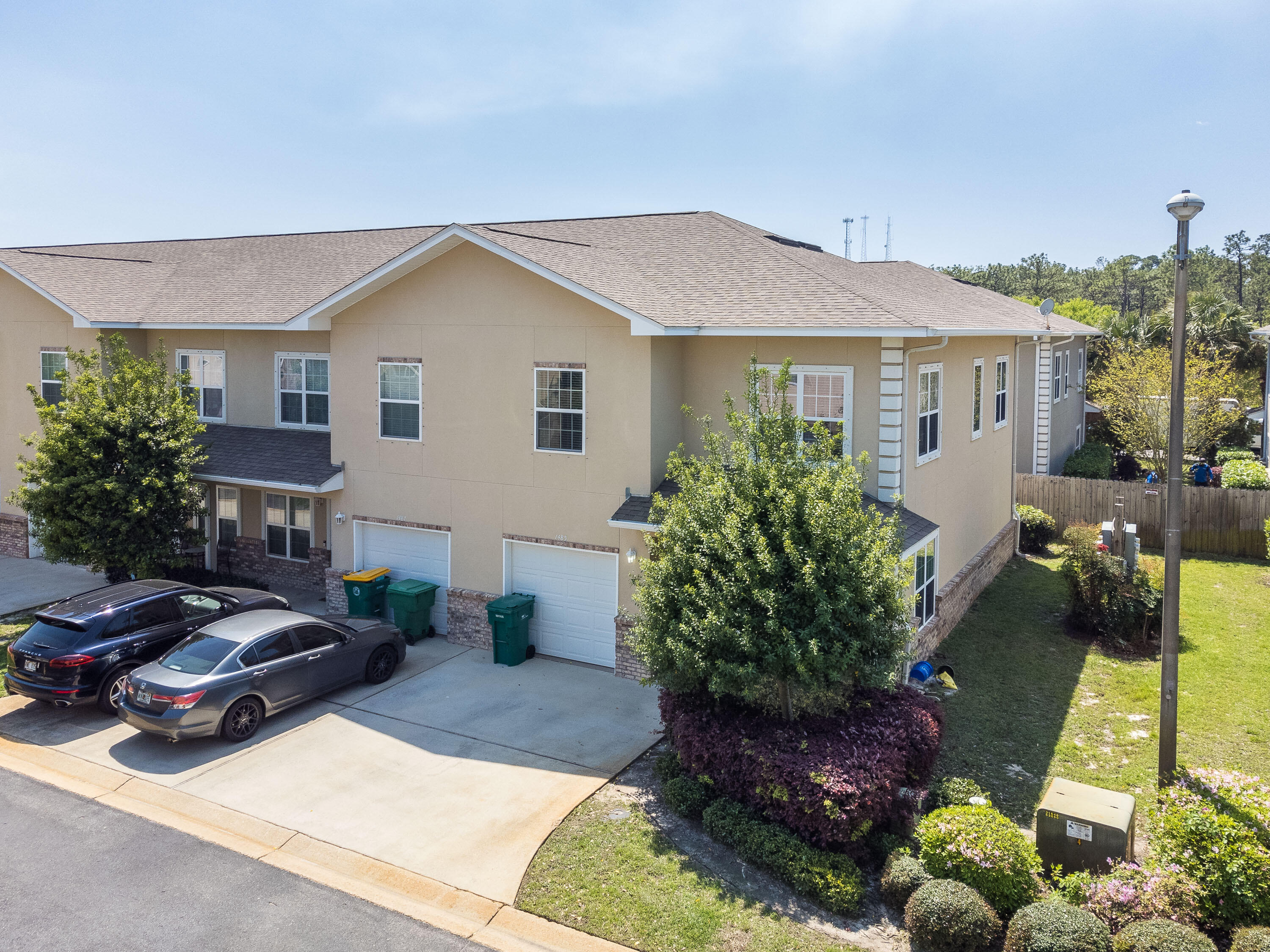 MERIDIAN SQUARE T/H - Residential