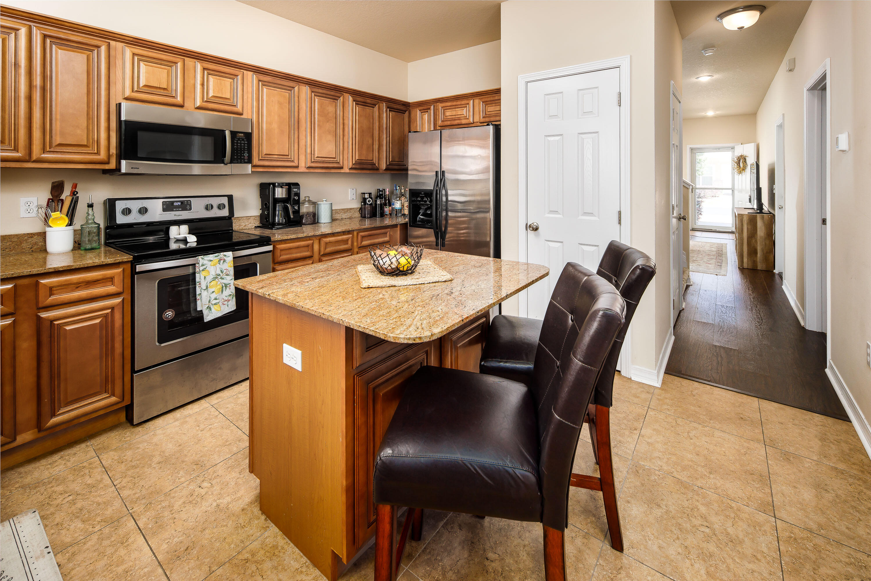 MERIDIAN SQUARE T/H - Residential