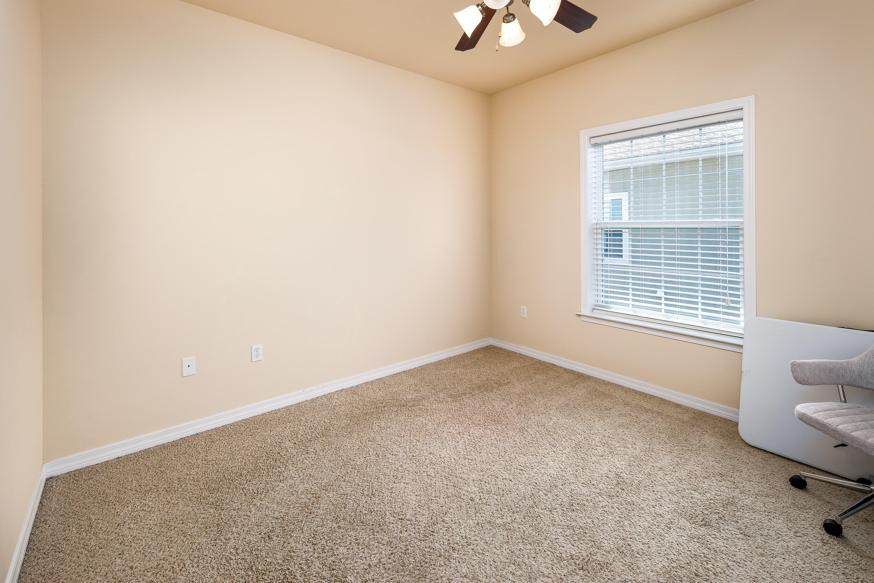 MERIDIAN SQUARE T/H - Residential