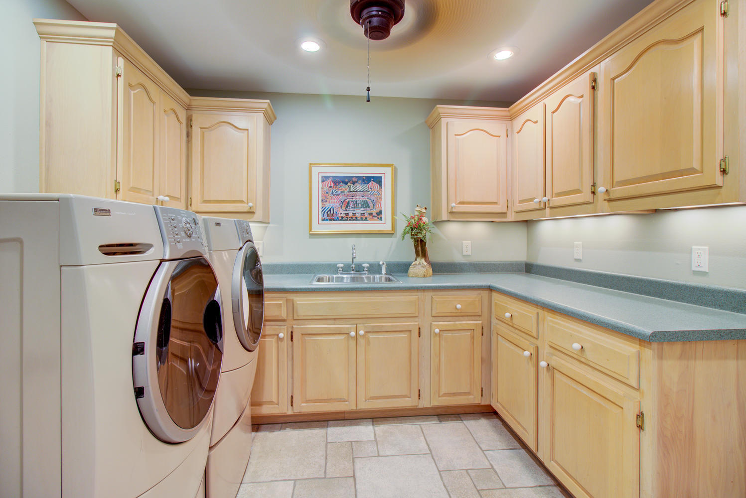 SOUTHWIND PH III UNIT 16 - Residential