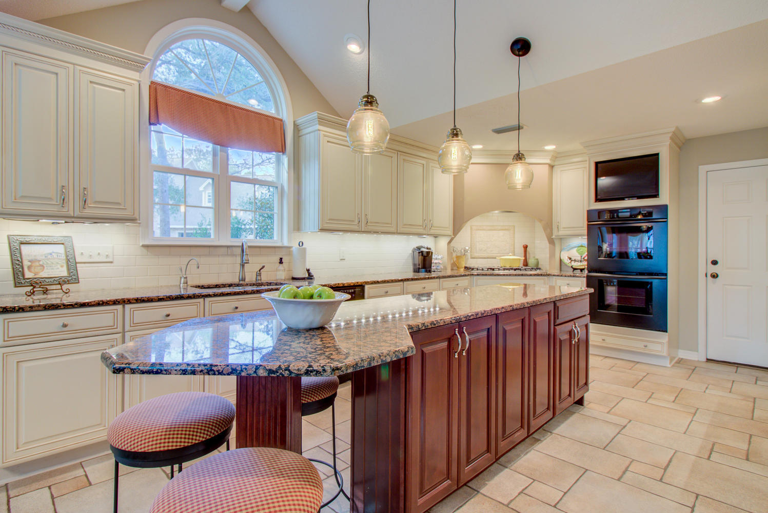 SOUTHWIND PH III UNIT 16 - Residential