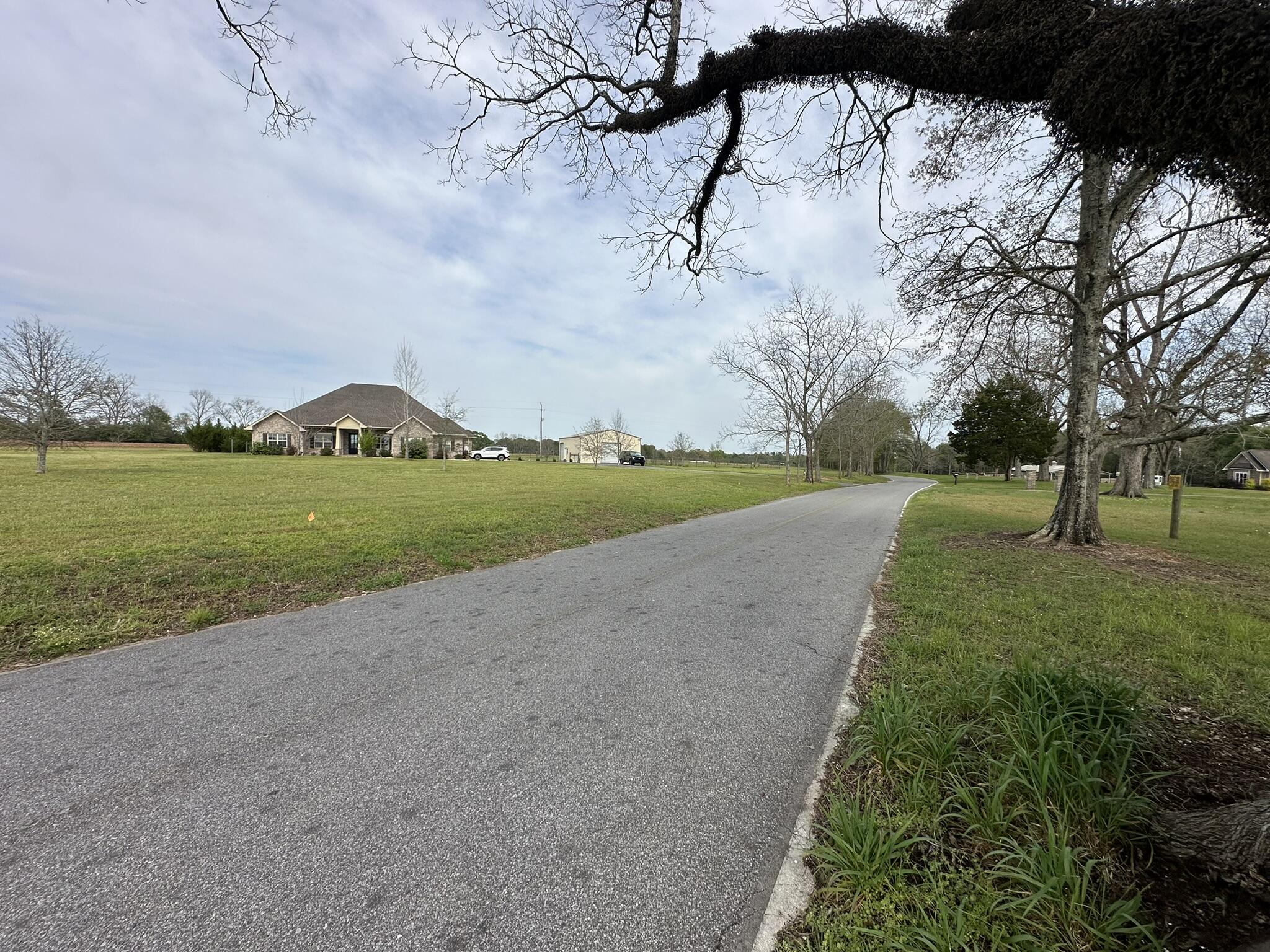 METES & BOUNDS - Land