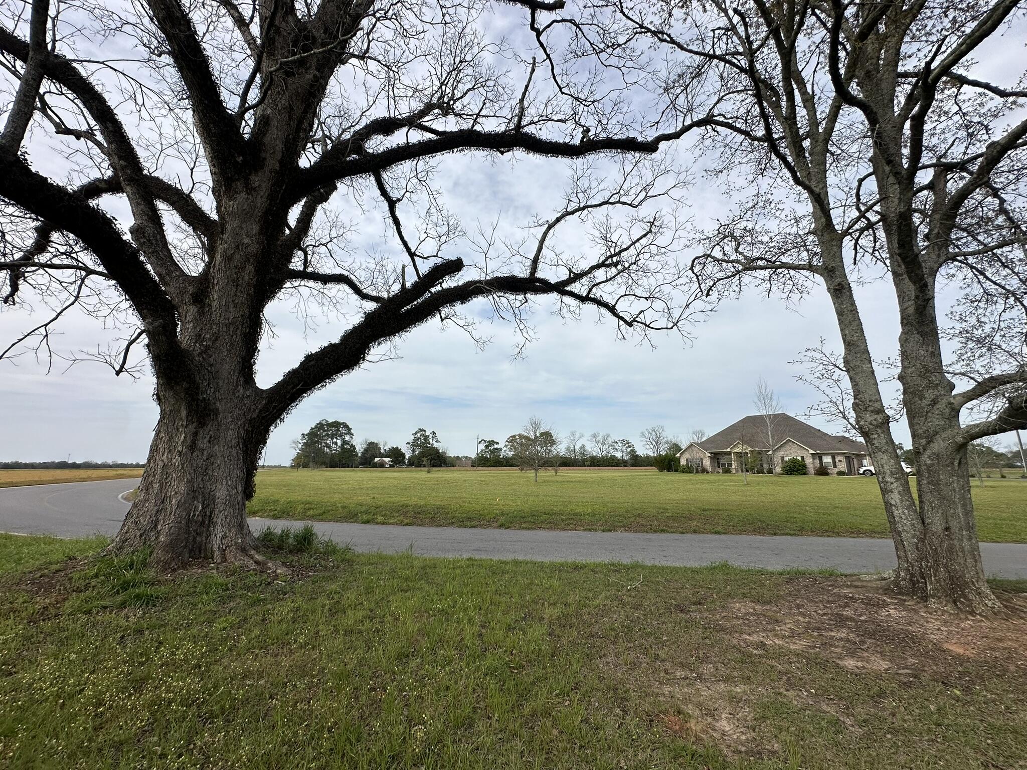 METES & BOUNDS - Land