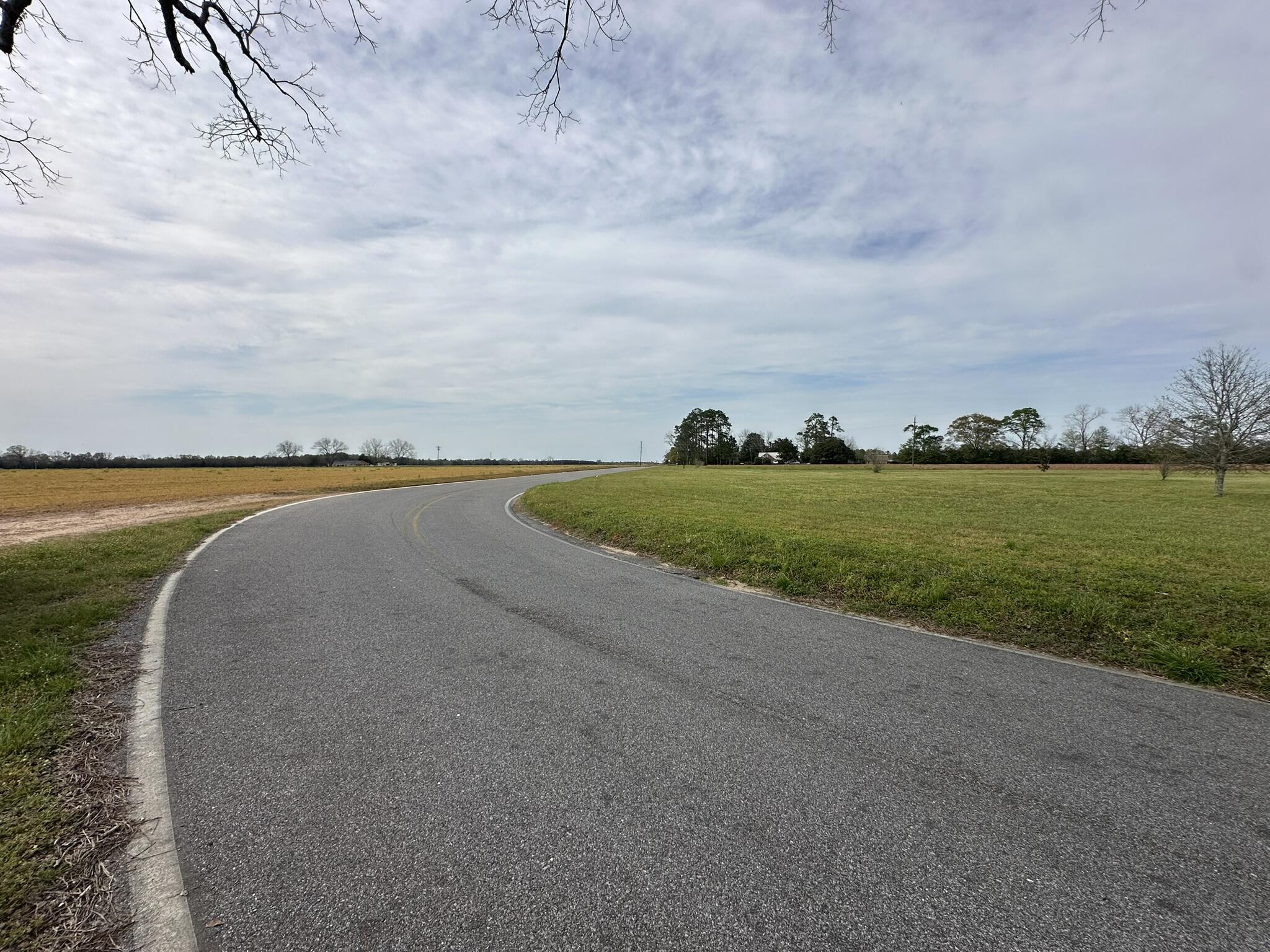 METES & BOUNDS - Land