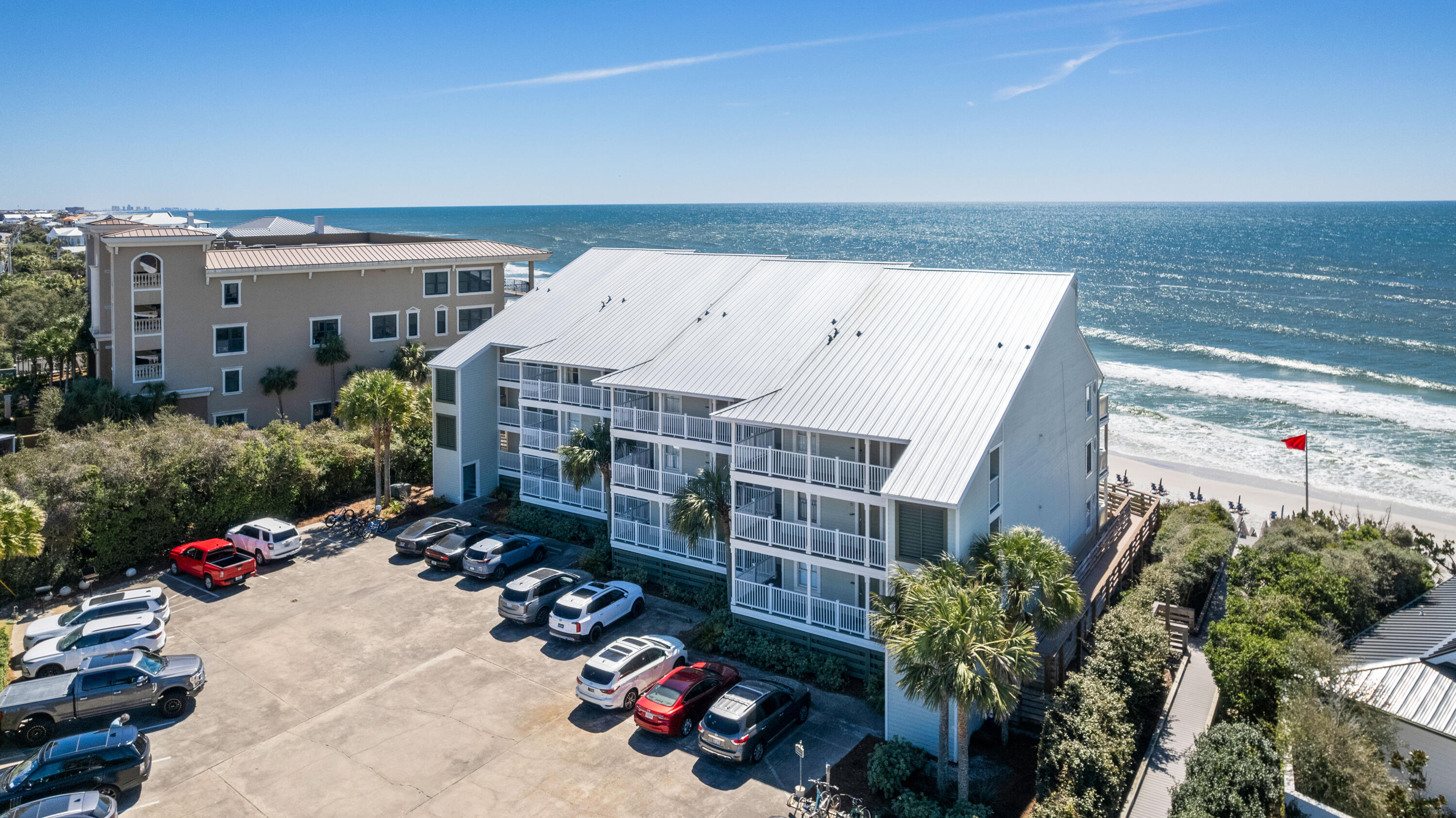 MISTRAL CONDO - Residential