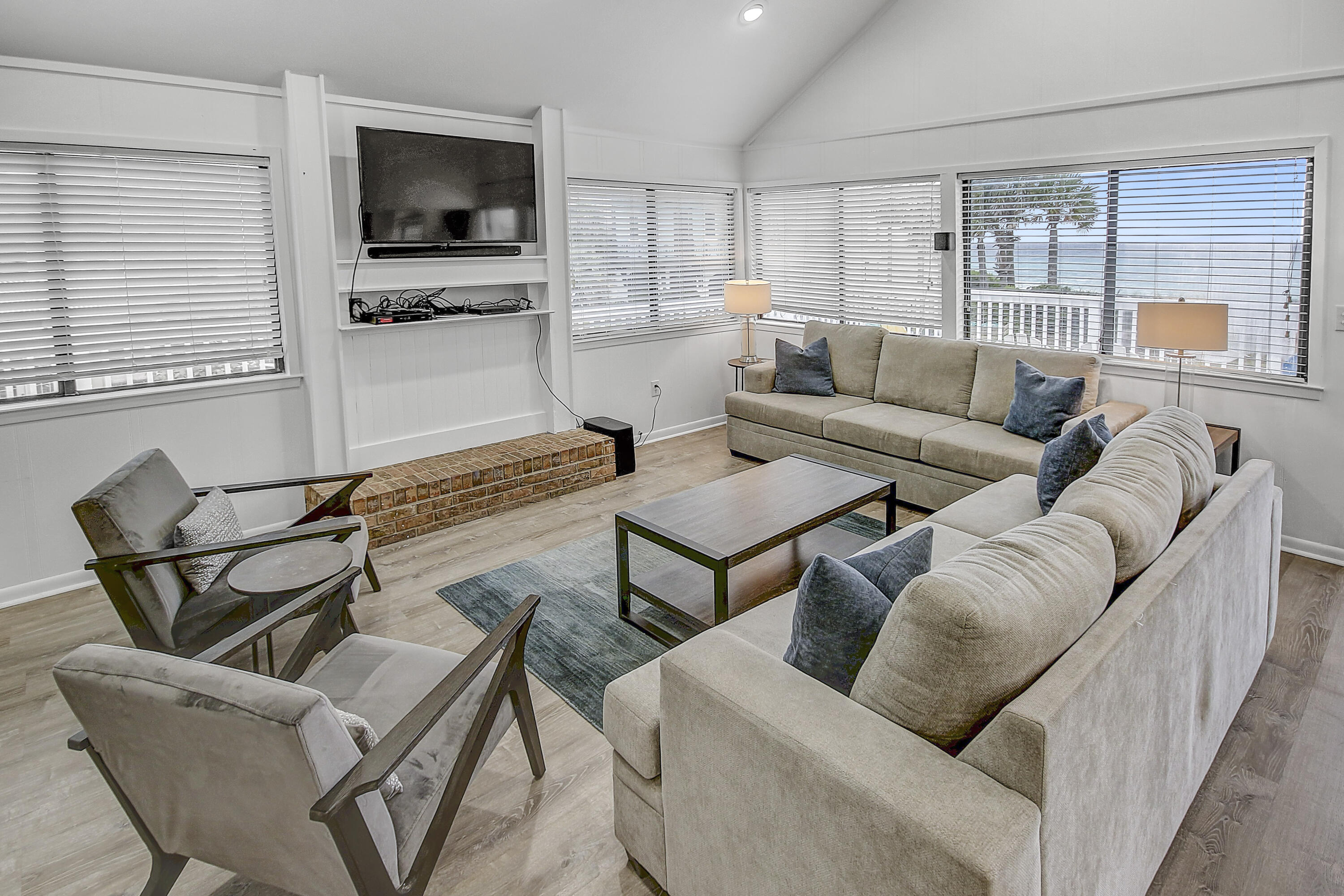 GULF TRACE - Residential