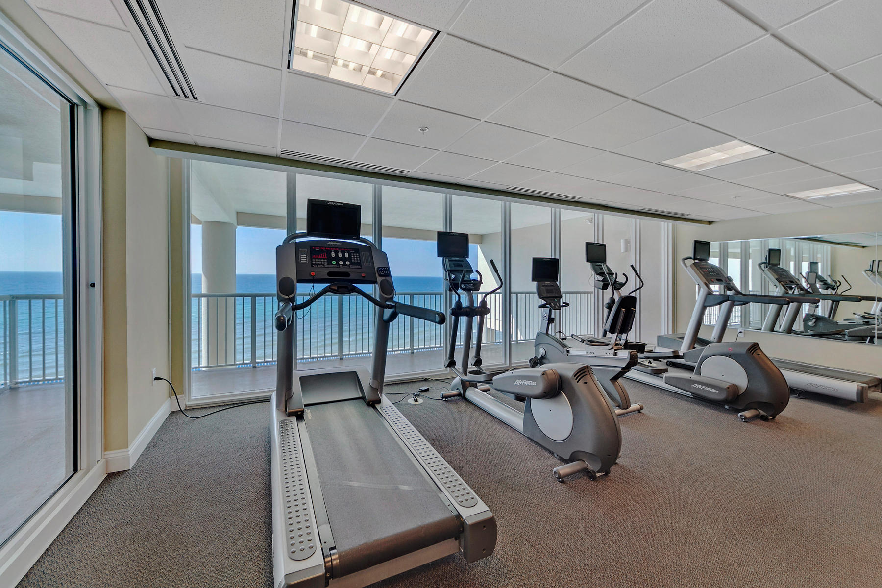 PALAZZO CONDOMINIUM - Residential