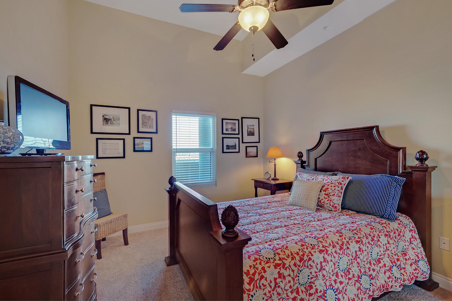 PALAZZO CONDOMINIUM - Residential