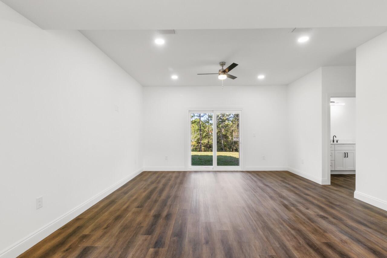 QUAIL RIDGE ESTATES LAKES - Residential