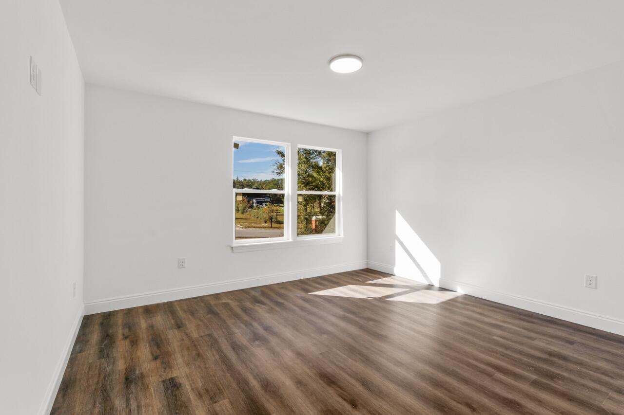 QUAIL RIDGE ESTATES LAKES - Residential