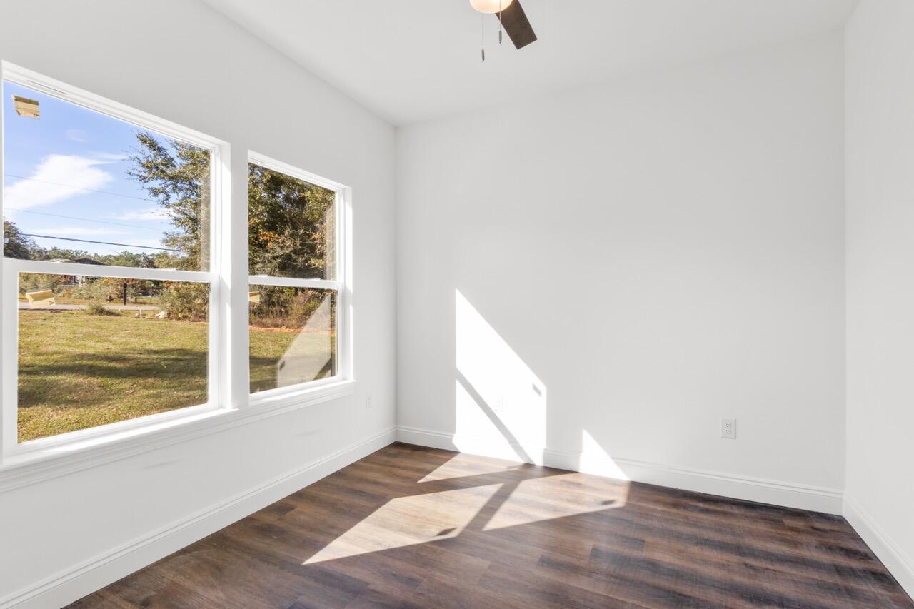 QUAIL RIDGE ESTATES LAKES - Residential