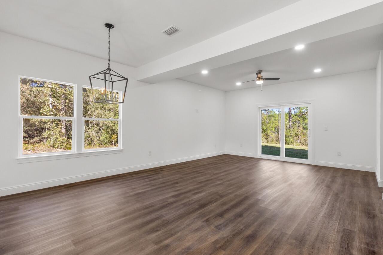 QUAIL RIDGE ESTATES LAKES - Residential