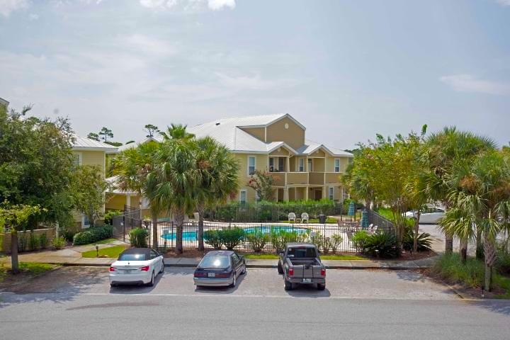TOPSAIL VILLAGE - Residential