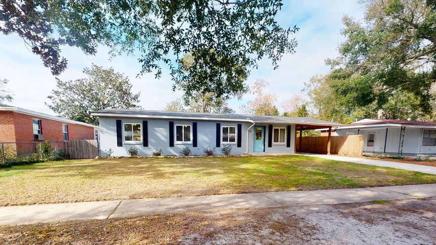 Beautifully maintained home in Fort Walton Beach, with quick commute to both Eglin Air Force Base and Hurlburt Field. 

This home boasts a beautiful pool with a new pool deck, fresh interior and exterior paint, certified pool equipment, an expansive master bedroom, a proper laundry room and a gas stove with breakfast bar. 

Current owner will provide a one year home warranty to buyers.