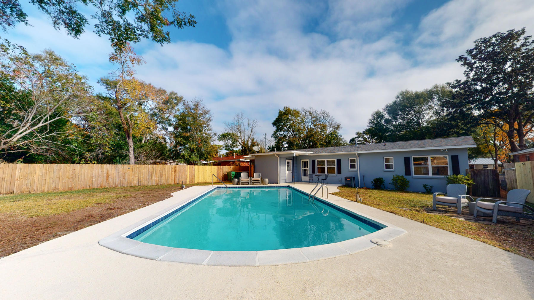 WINTHROP PLACE - Residential