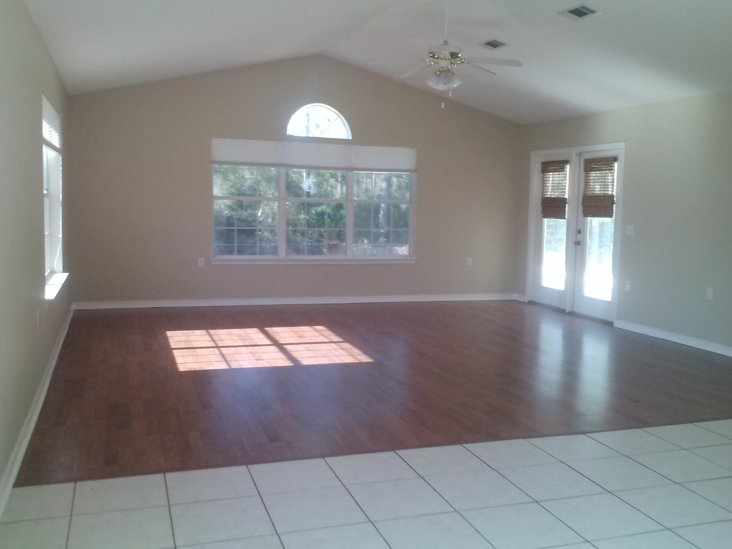 LIGHTHOUSE POINTE - Residential